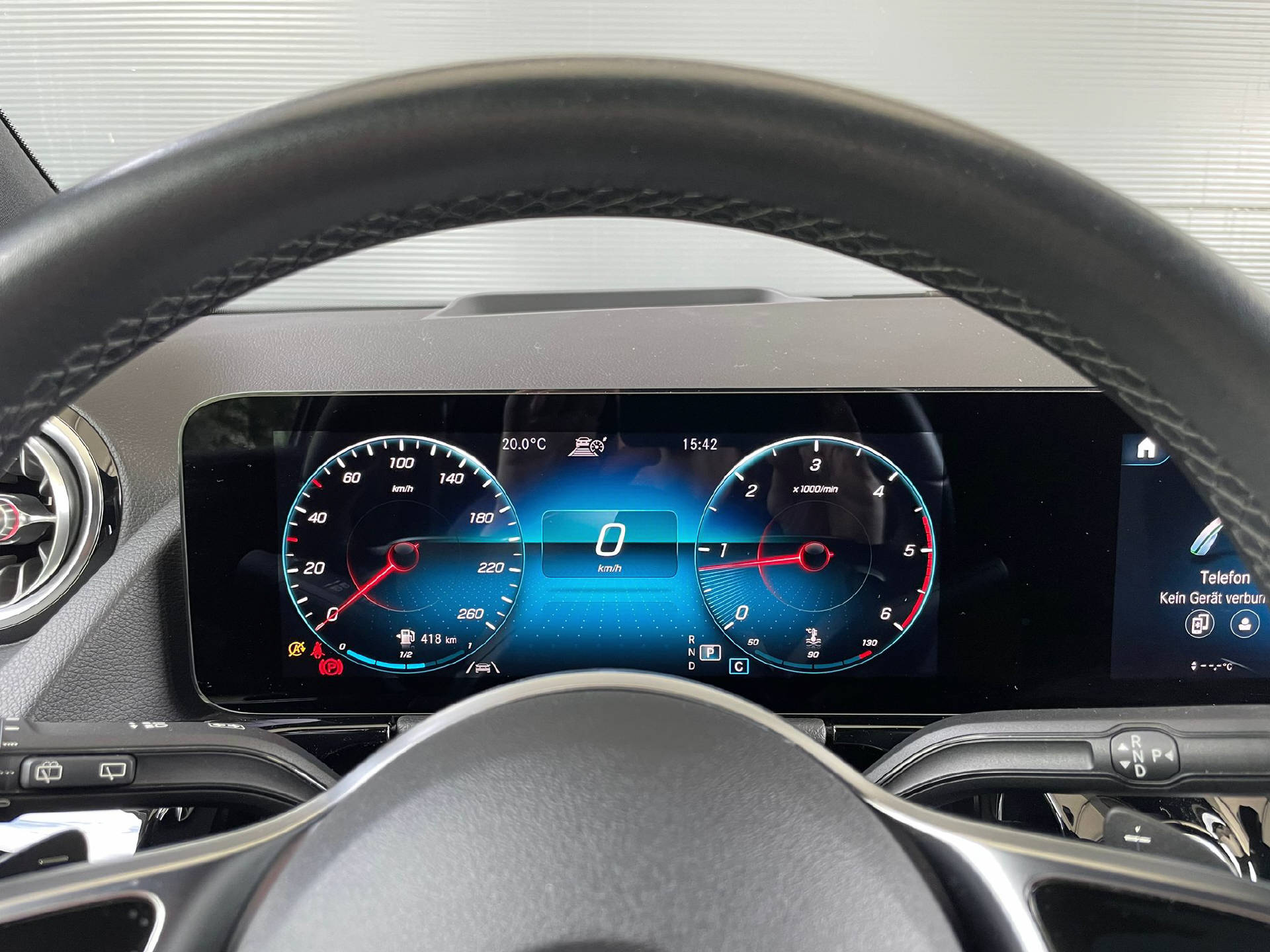 MERCEDES-BENZ GLA 220 d Progressive 4matic-image-9