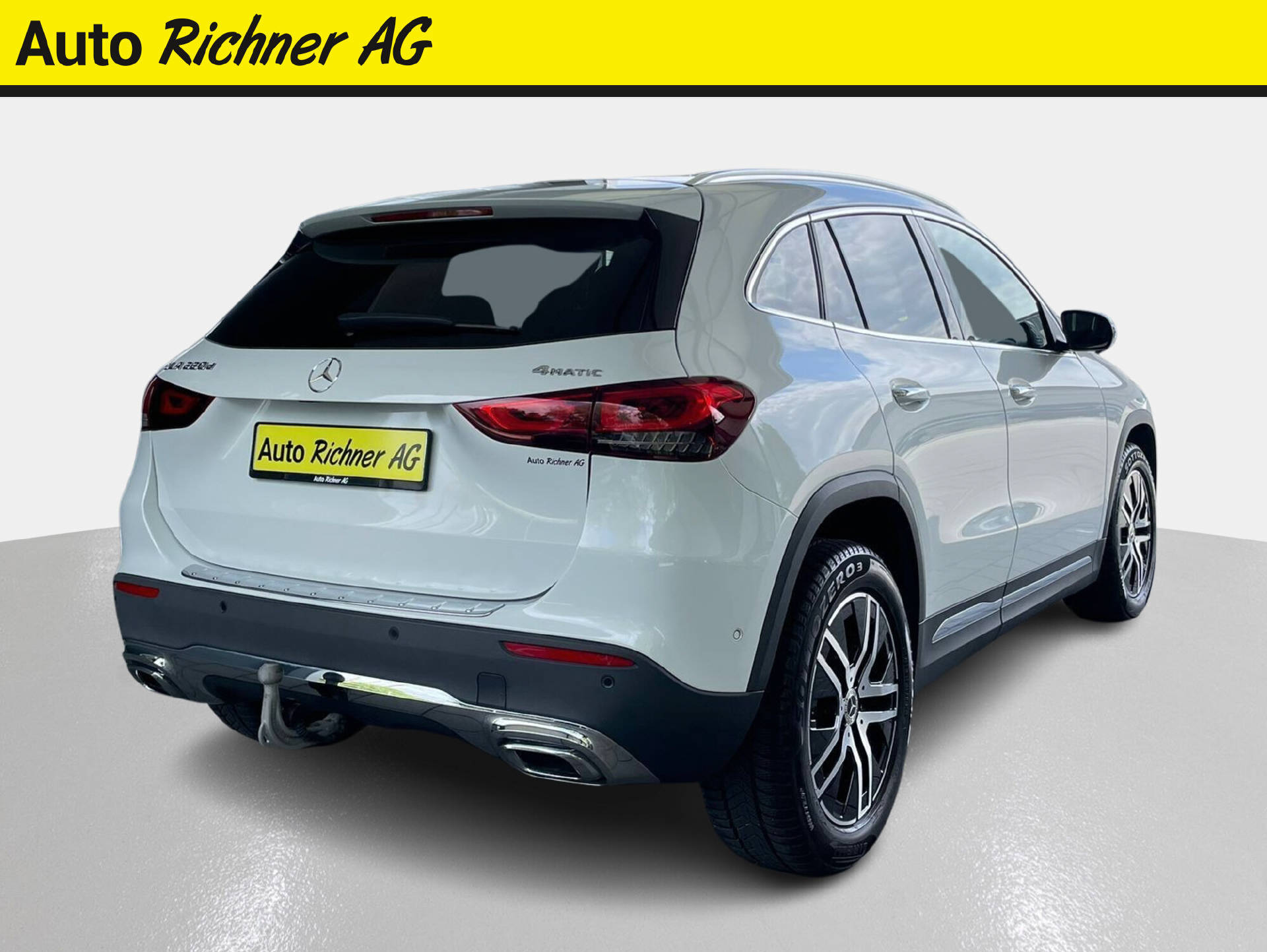 MERCEDES-BENZ GLA 220 d Progressive 4matic-image-3