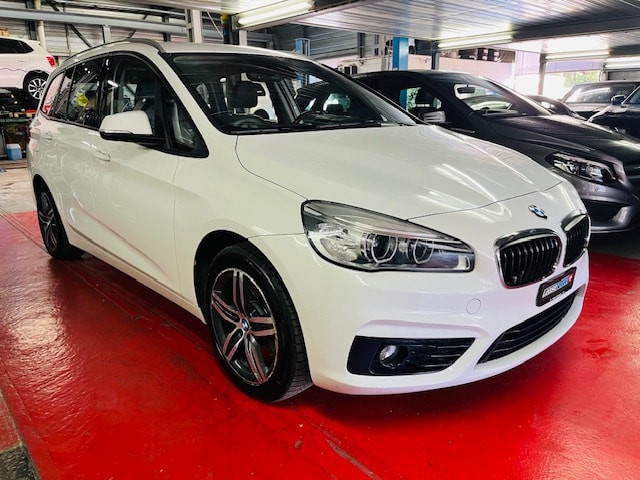 BMW 220d xDrive Gran Tourer Sport Line Steptronic-image-3