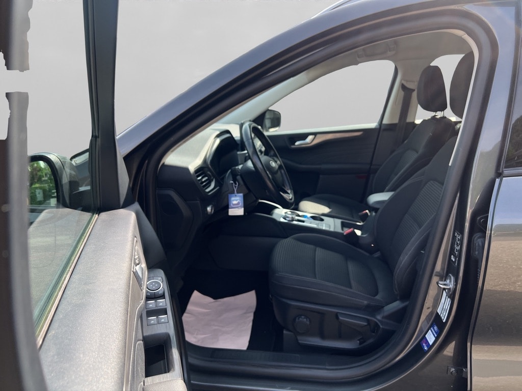 FORD Kuga 2.5 PHEV Titanium 2WD-image-8