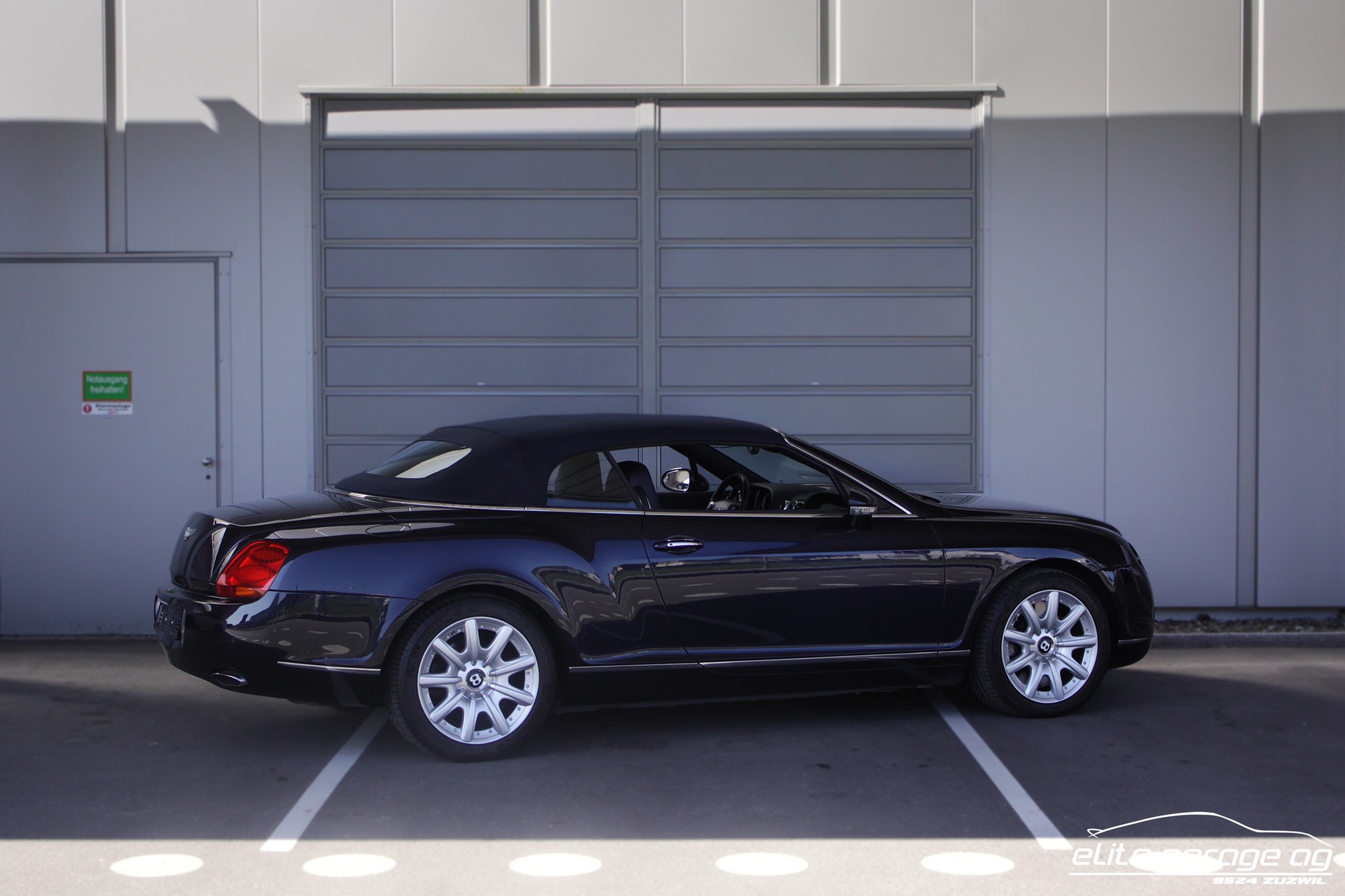 BENTLEY Continental GTC 6.0-image-4