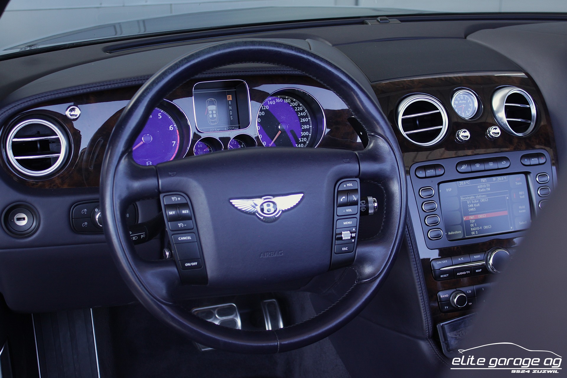 BENTLEY Continental GTC 6.0-image-14