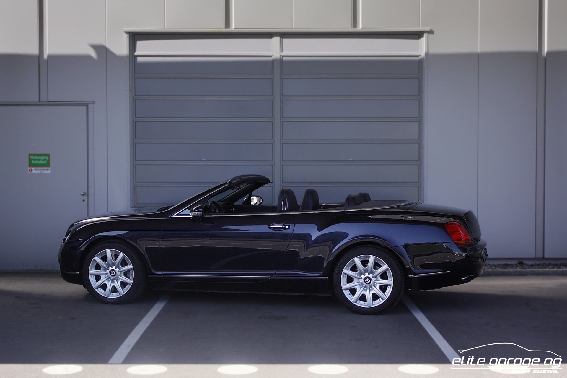 BENTLEY Continental GTC 6.0-image-2