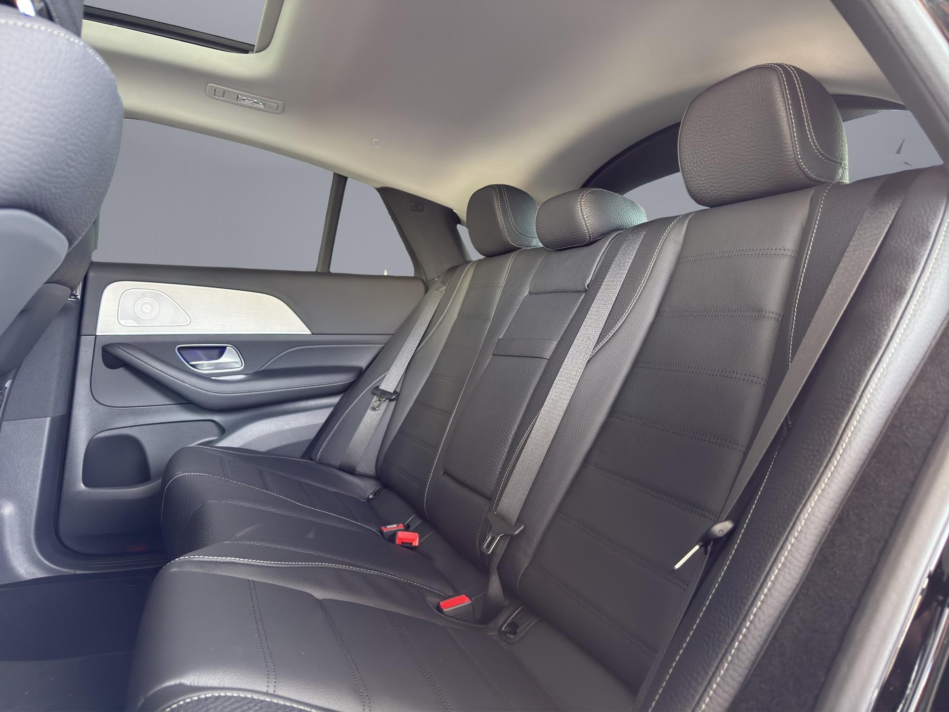 MERCEDES-BENZ GLE 350 de AMG Line 4matic Coupé-image-9