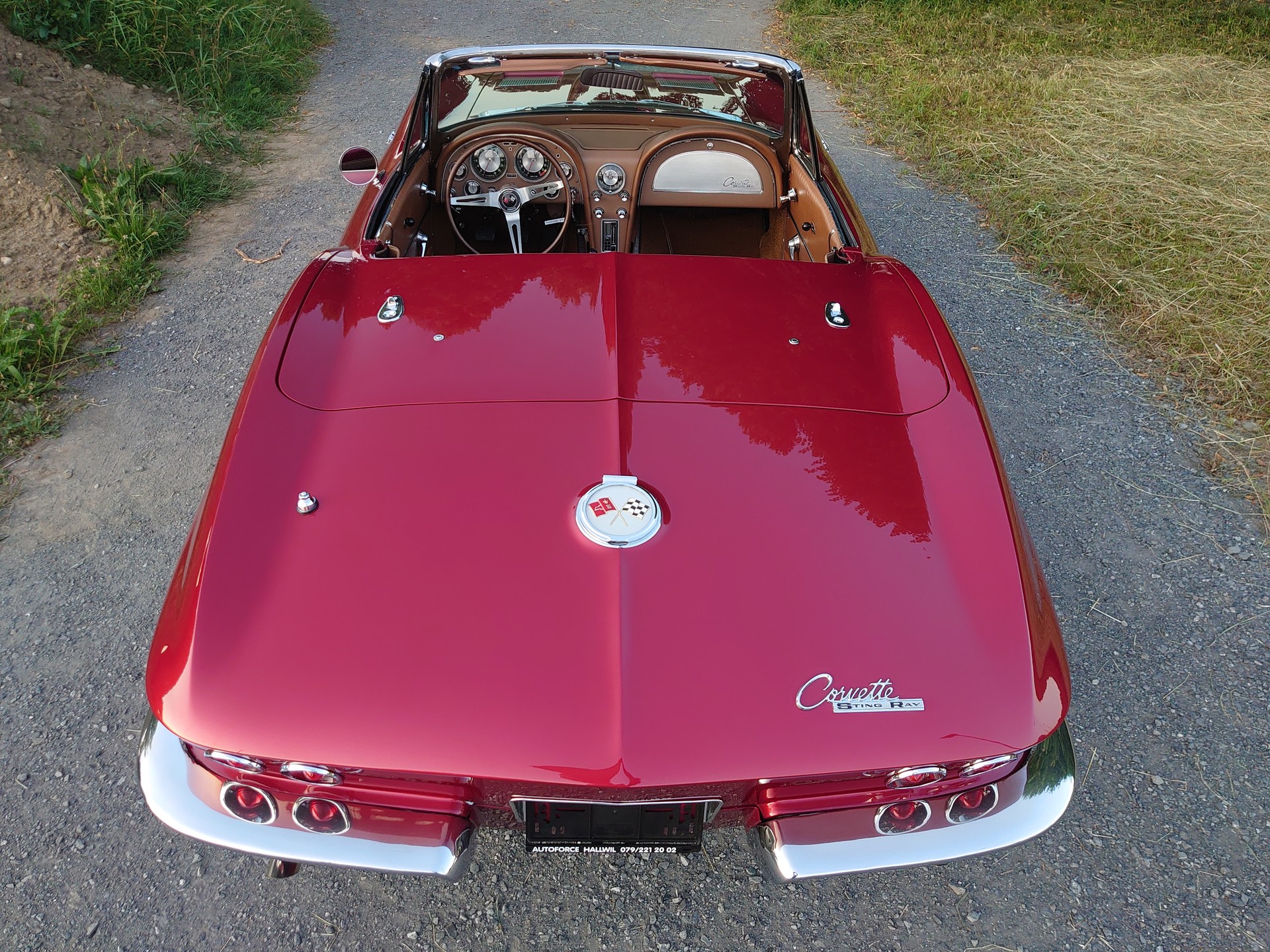 CHEVROLET Corvette Stingray-image-10