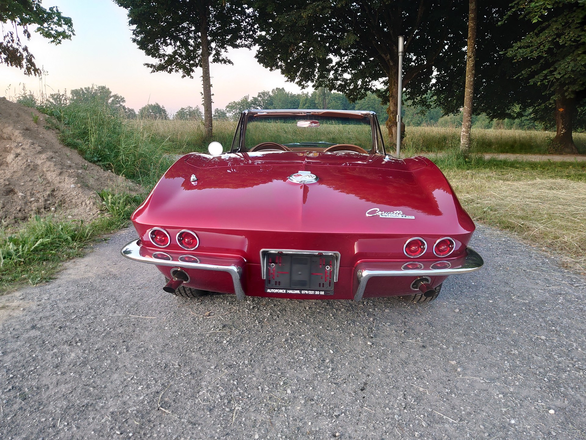 CHEVROLET Corvette Stingray-image-7