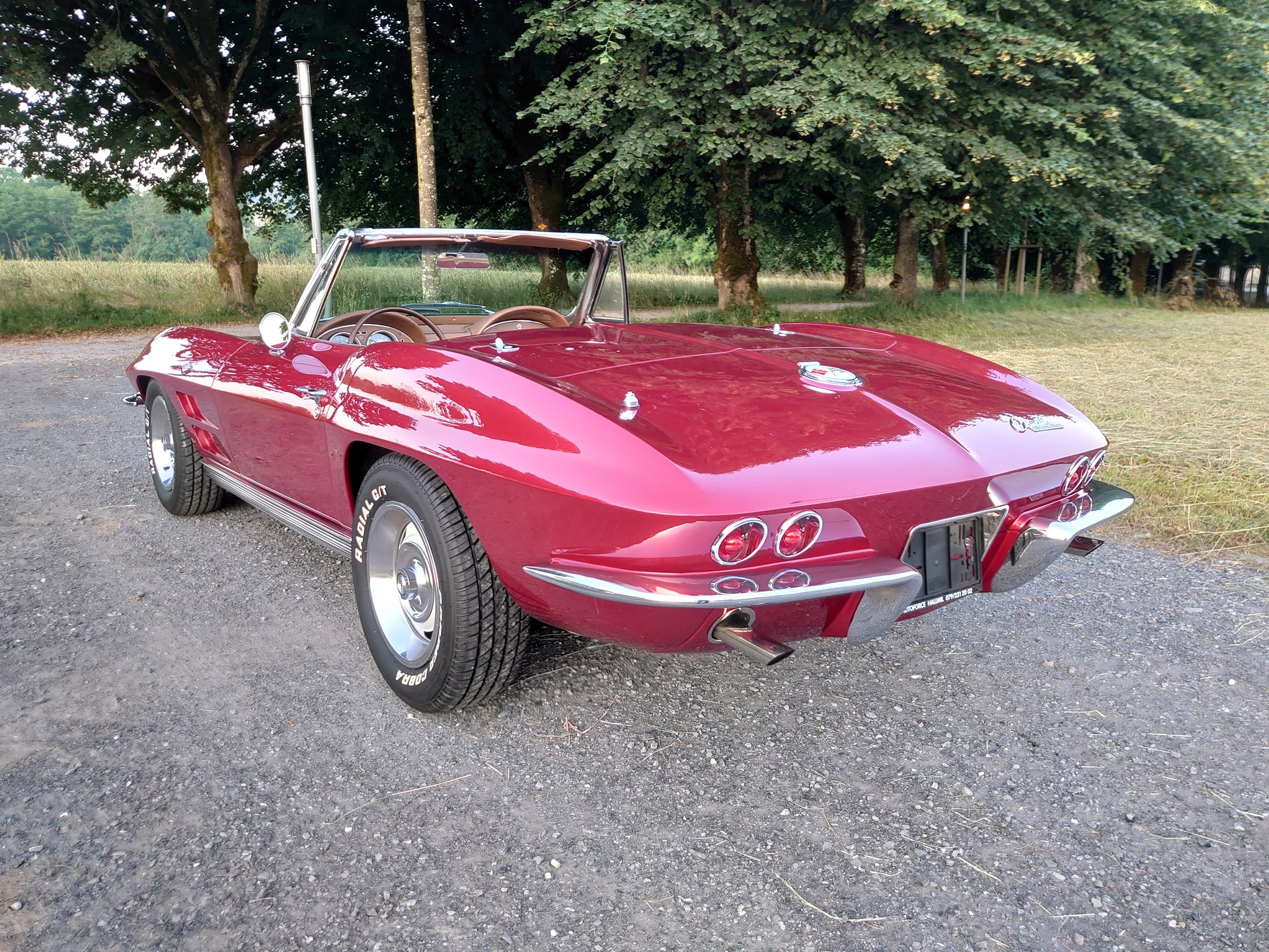CHEVROLET Corvette Stingray-image-8