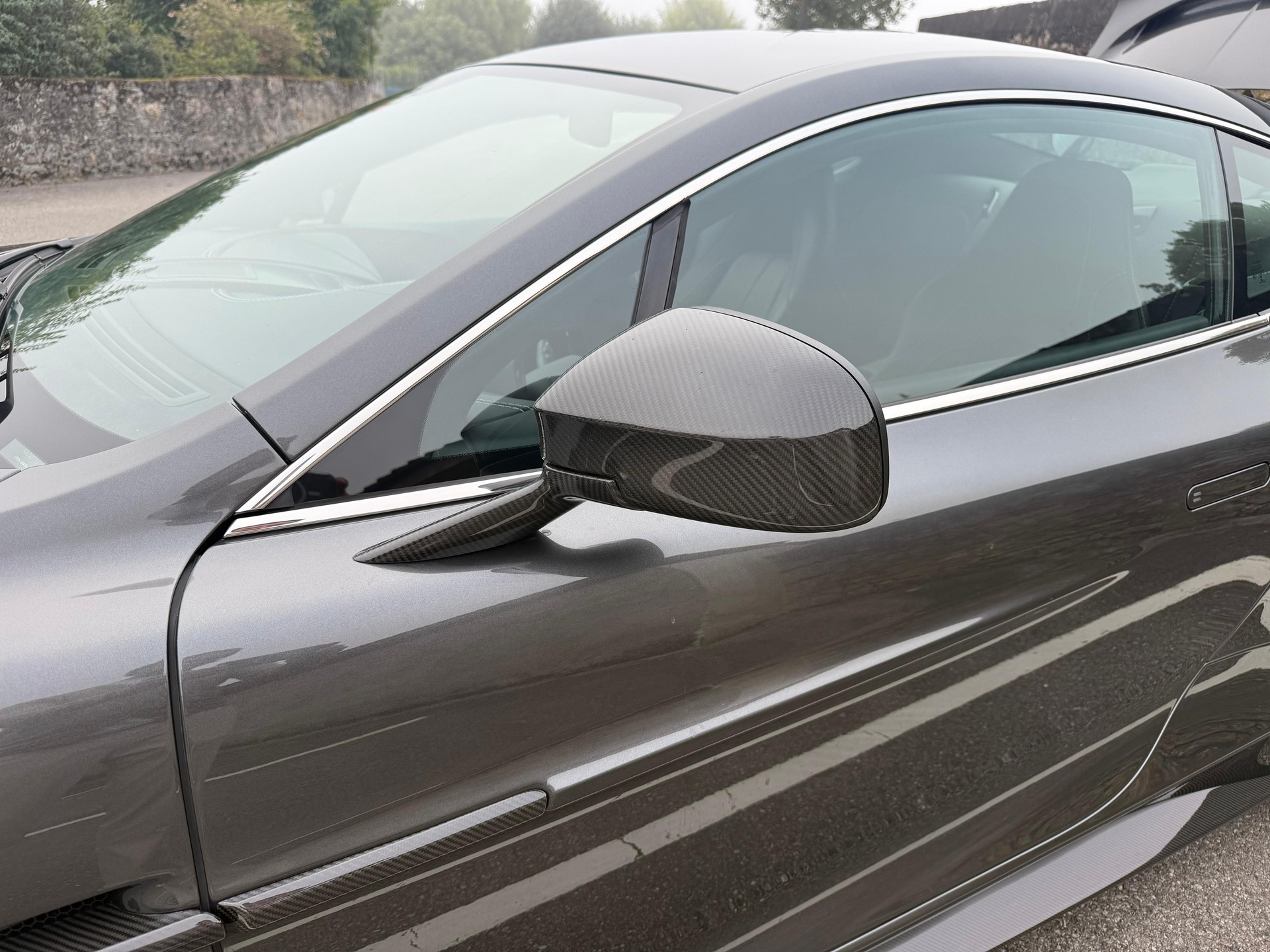 ASTON MARTIN Vanquish V12 5.9-48 Touchtronic 2-image-6