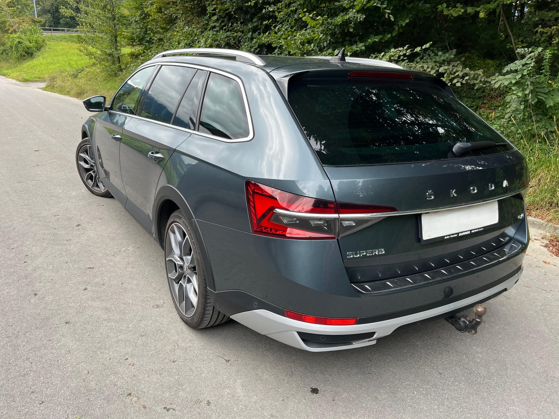 SKODA Superb 2.0 TSI Scout 4x4 DSG-image-2