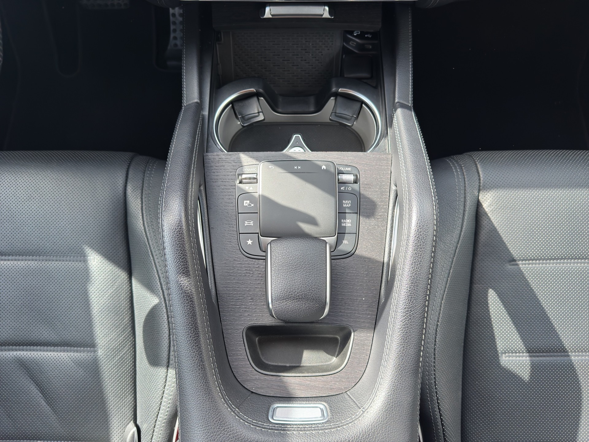 MERCEDES-BENZ GLE 450 AMG Line 4matic-image-14