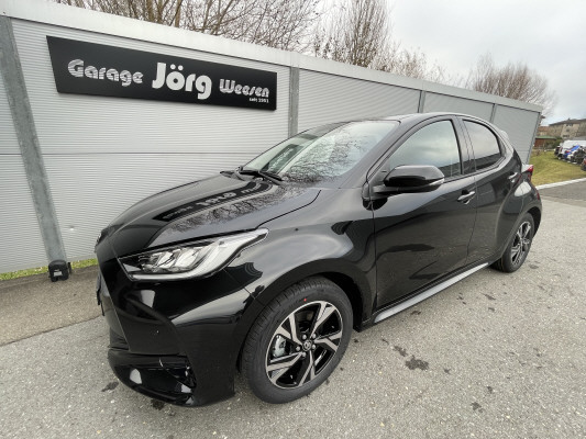 TOYOTA Yaris 1.5 Trend e-CVT-image-0
