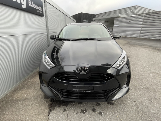 TOYOTA Yaris 1.5 Trend e-CVT-image-1