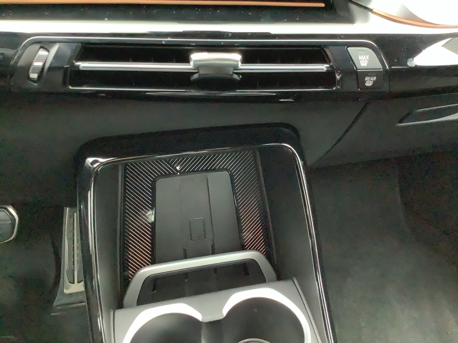 BMW X1 xDrive 20d 48V M Sport-image-15