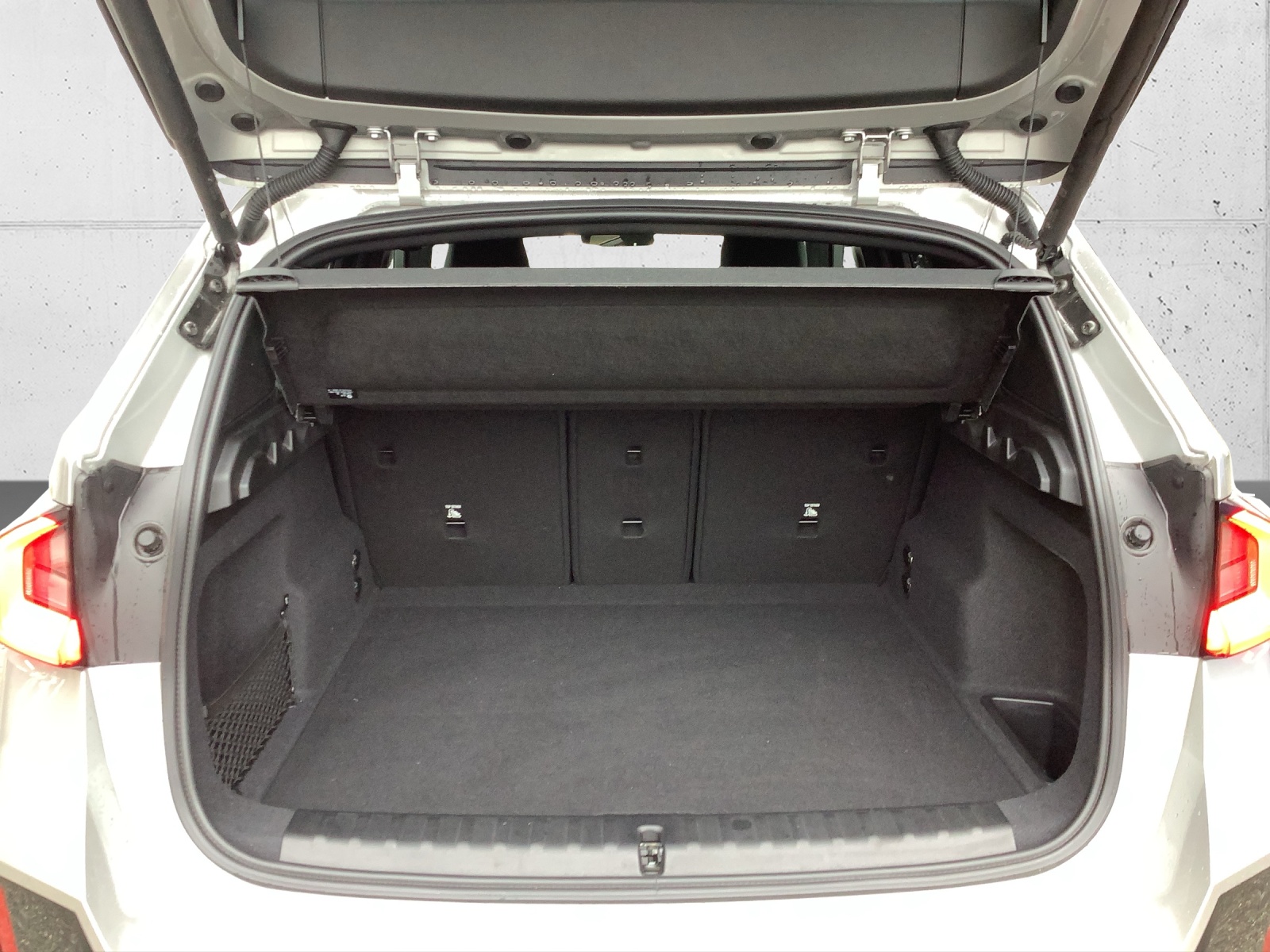 BMW X1 xDrive 20d 48V M Sport-image-8