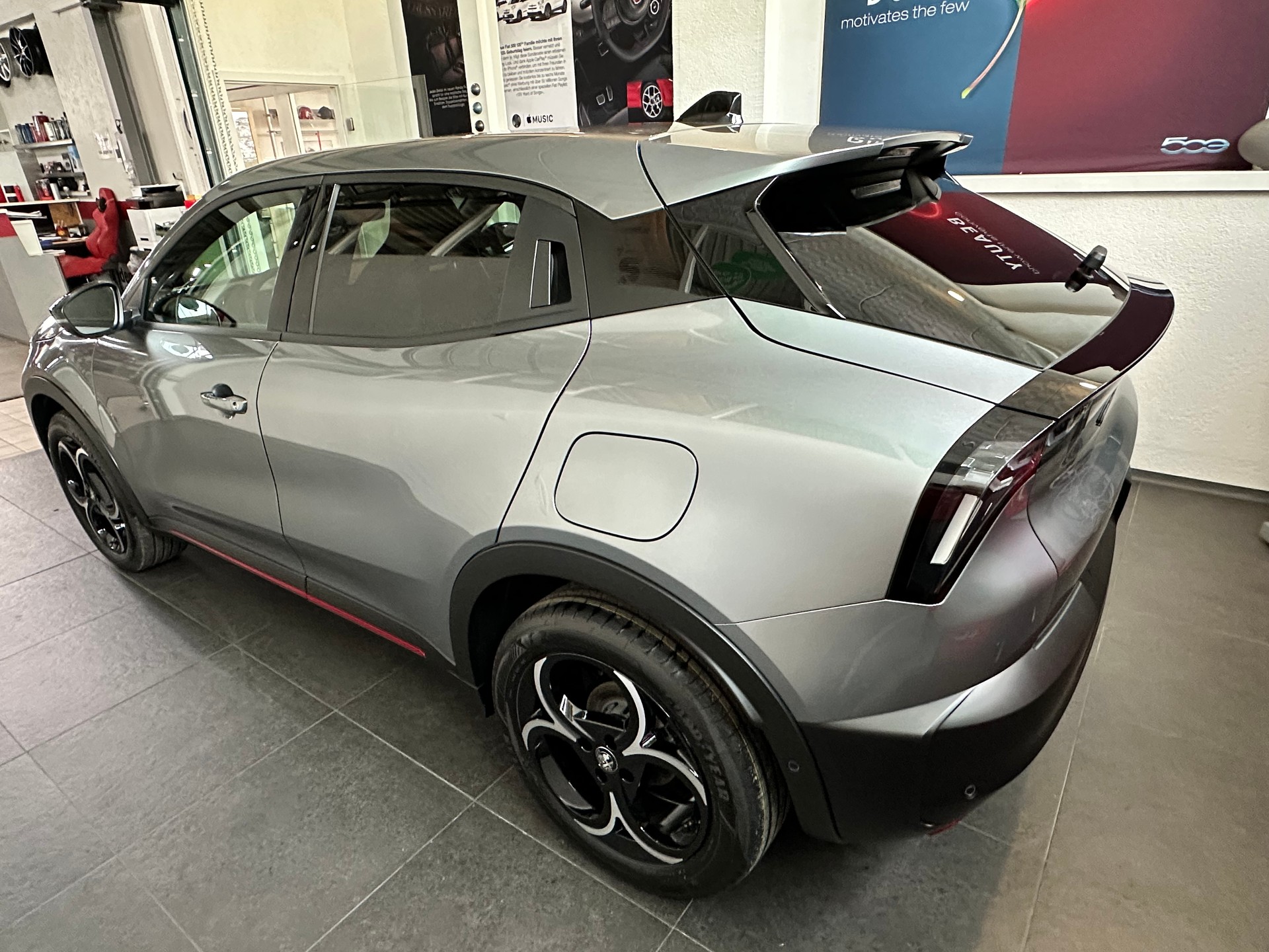 ALFA ROMEO Junior 1.2 48V Hybrid Speciale Pack-Sport-image-6