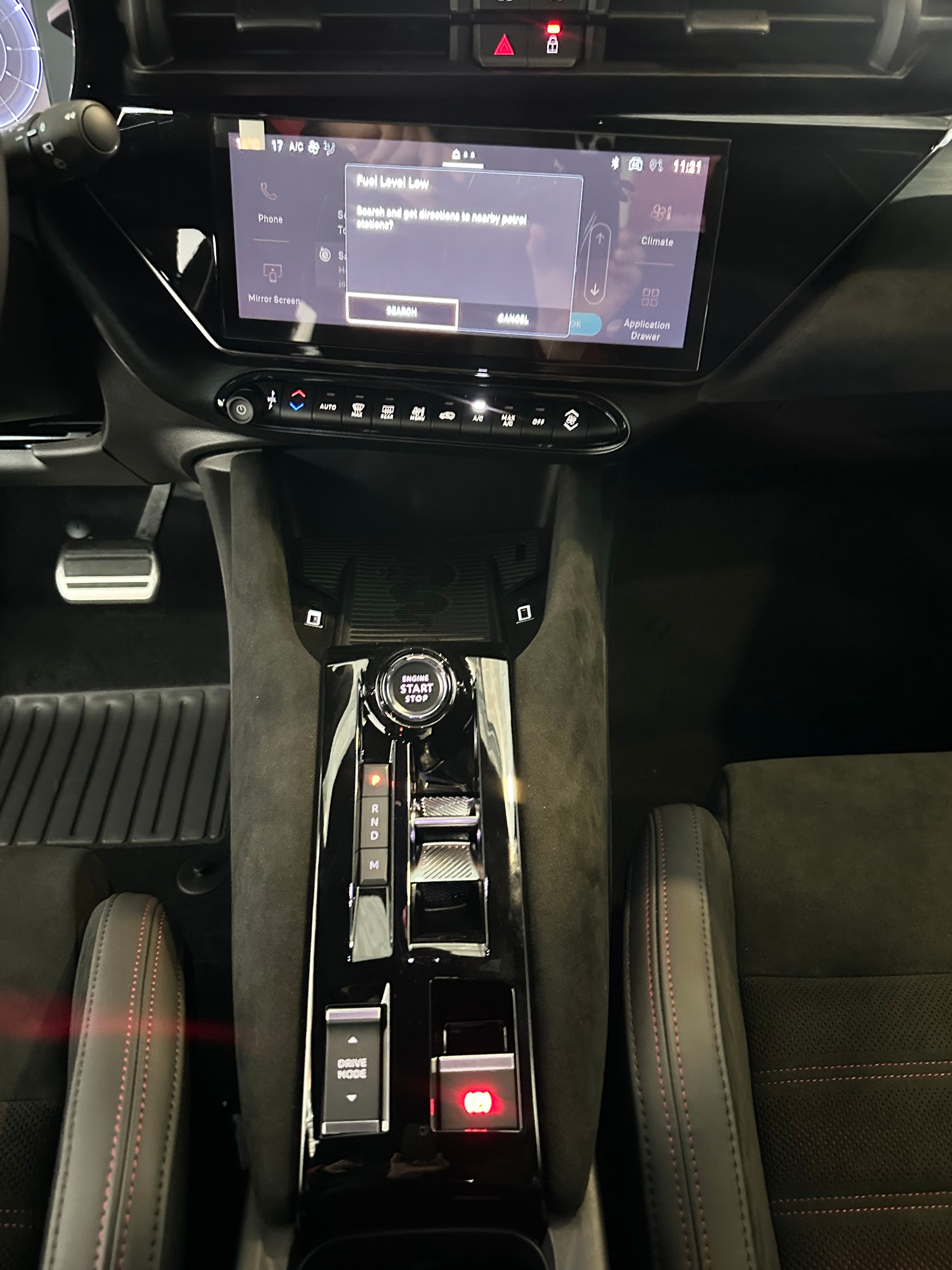 ALFA ROMEO Junior 1.2 48V Hybrid Speciale Pack-Sport-image-15
