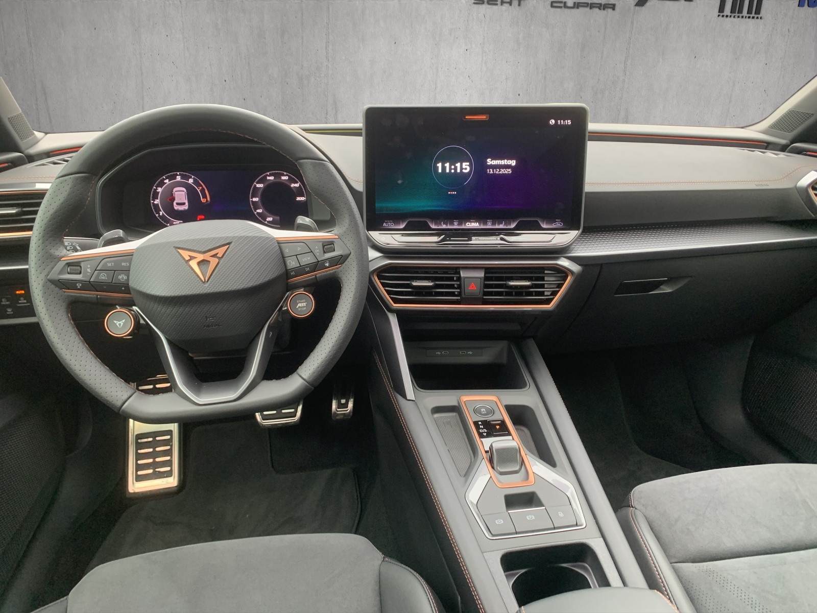 CUPRA LEON 2.0 TSI Black Symphony DSG ABT 360 PS-image-8