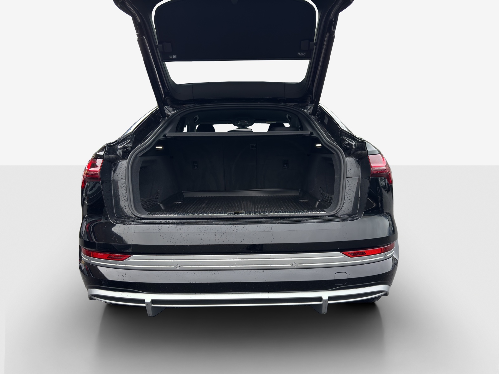 AUDI e-tron S Sportback quattro-image-12