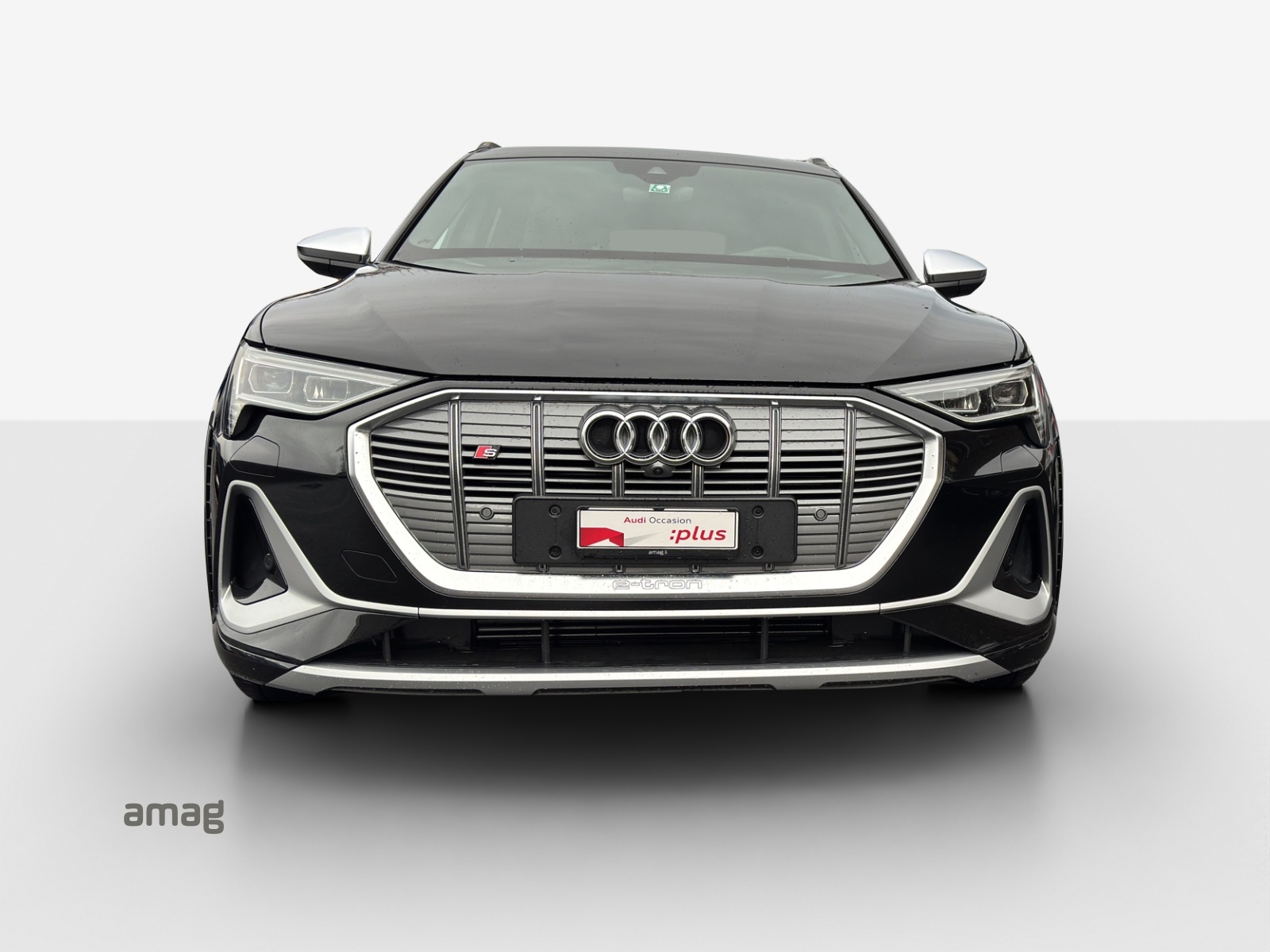AUDI e-tron S Sportback quattro-image-6