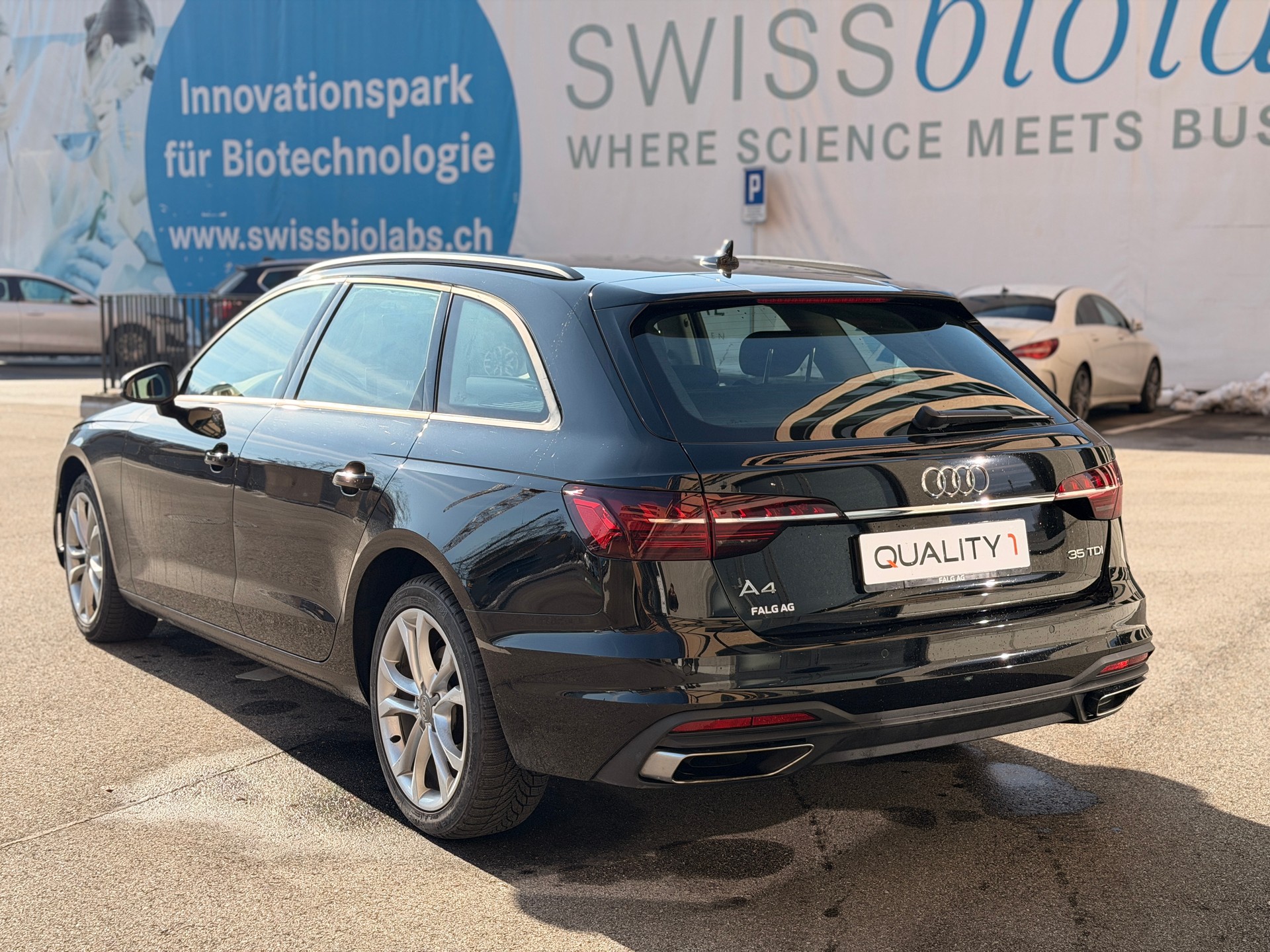 AUDI A4 Avant 35 TDI S-tronic-image-4
