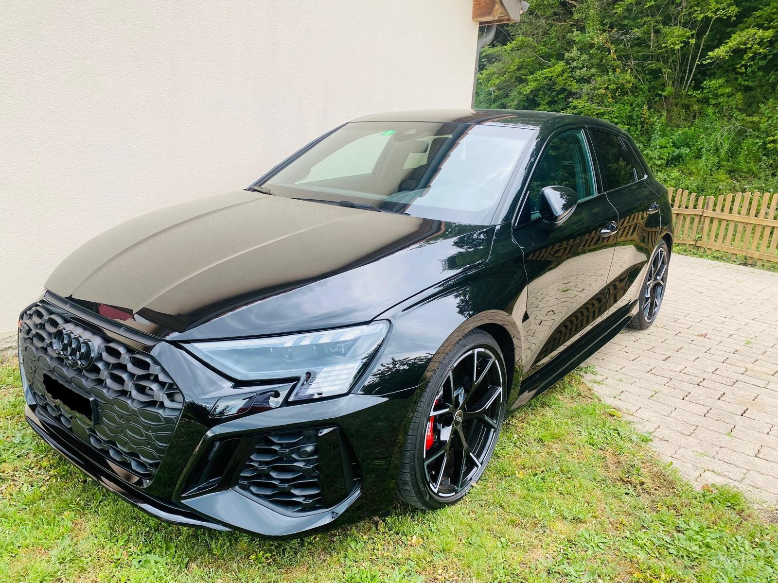 AUDI AUDI RS3 Sportback 2.5 TSI quattro-image-1