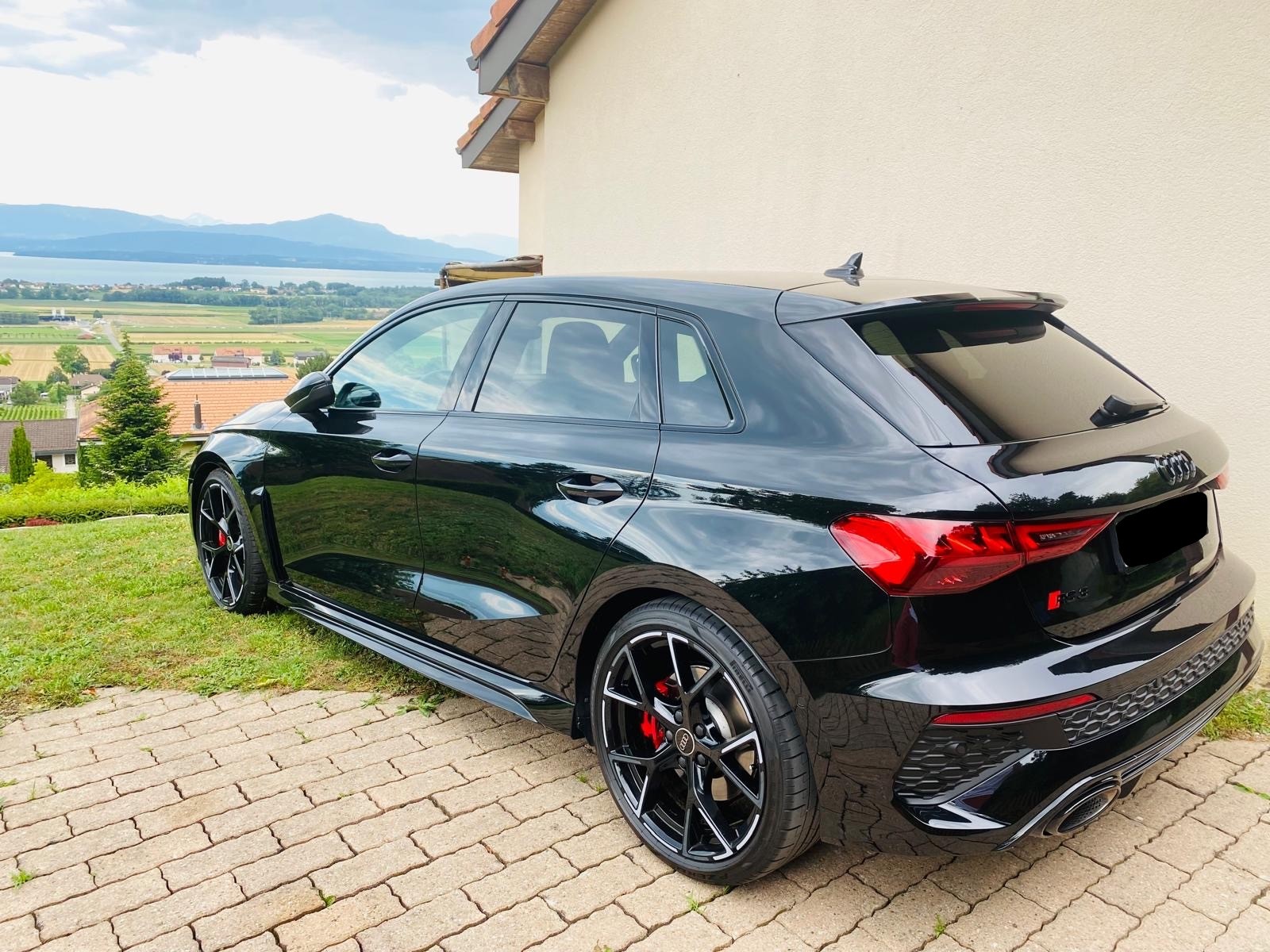 AUDI AUDI RS3 Sportback 2.5 TSI quattro-image-5