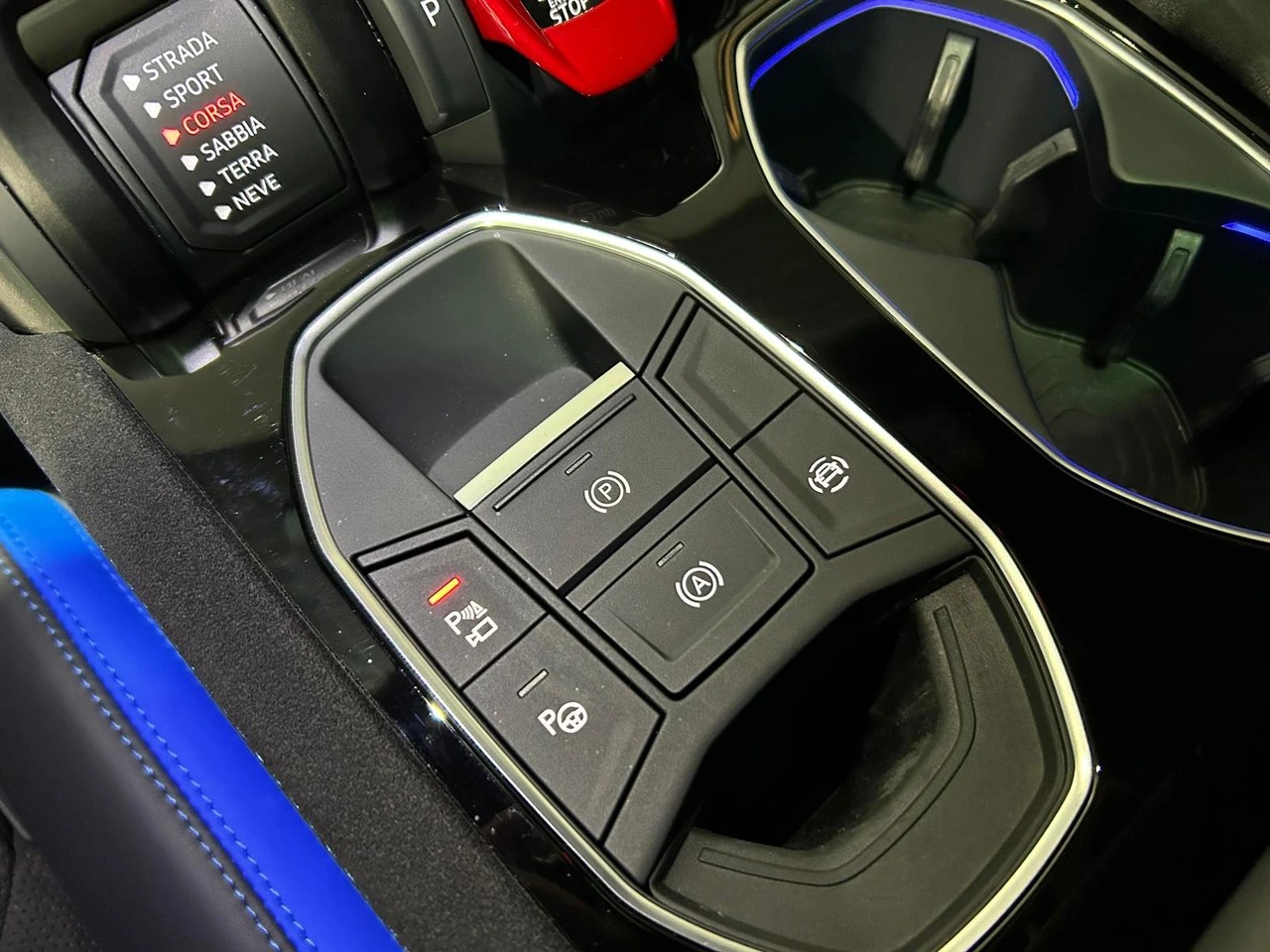 LAMBORGHINI Urus 4.0 S 60 years anniversary-image-22