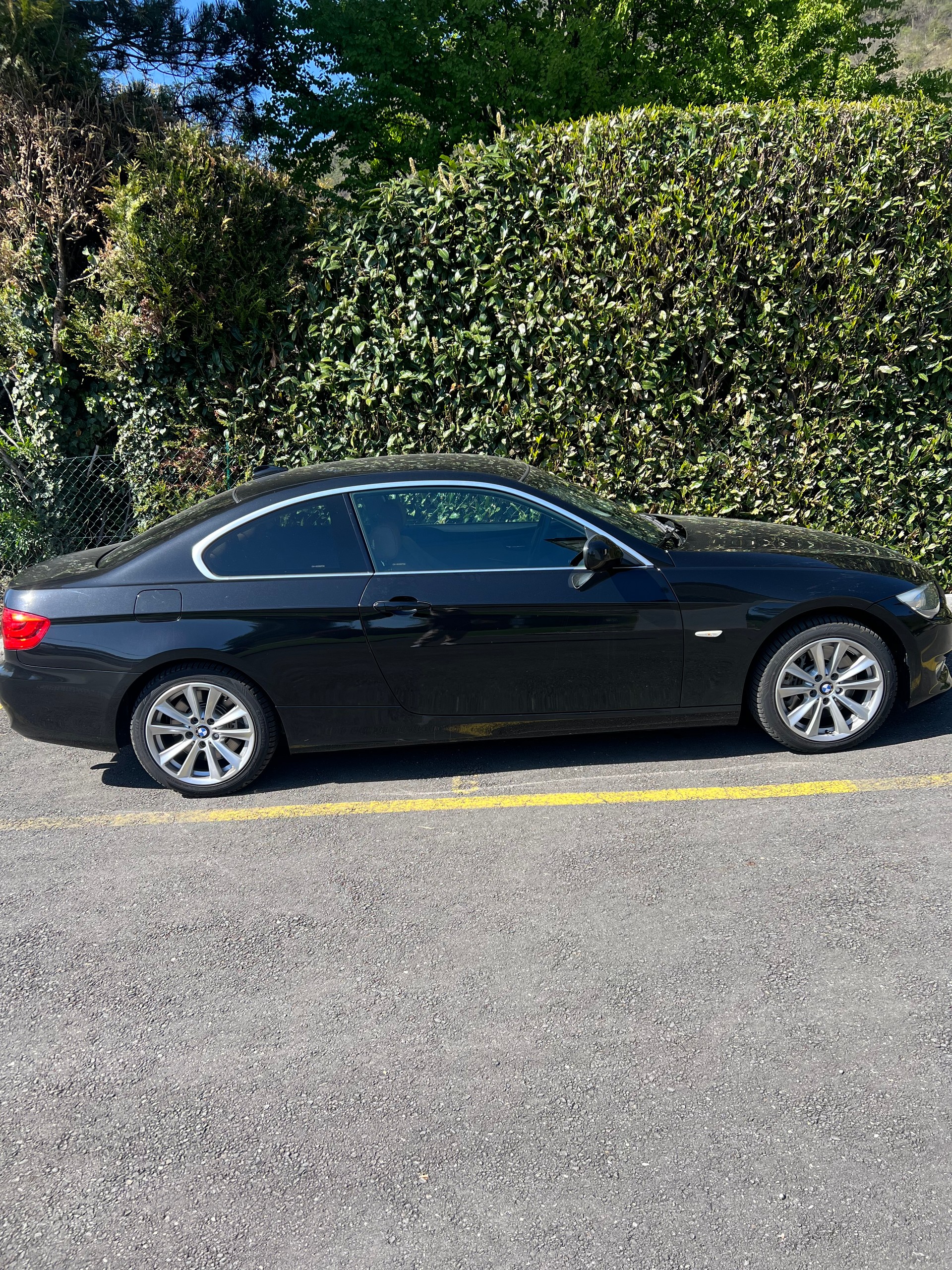 BMW 335i xDrive Coupé Steptronic-image-0