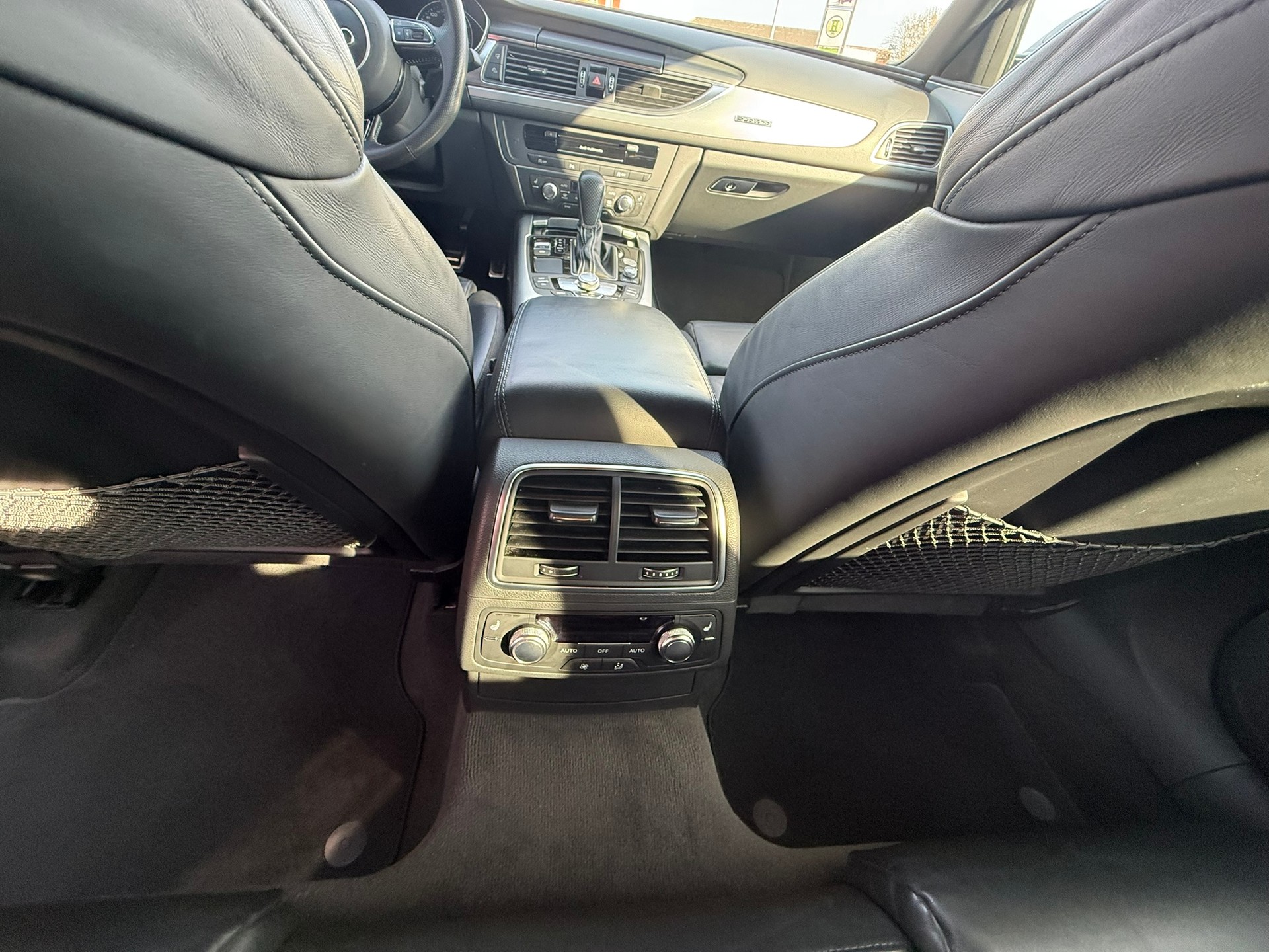 AUDI A6 Limousine 3.0 BiTDI V6 quattro competition tiptronic-image-9