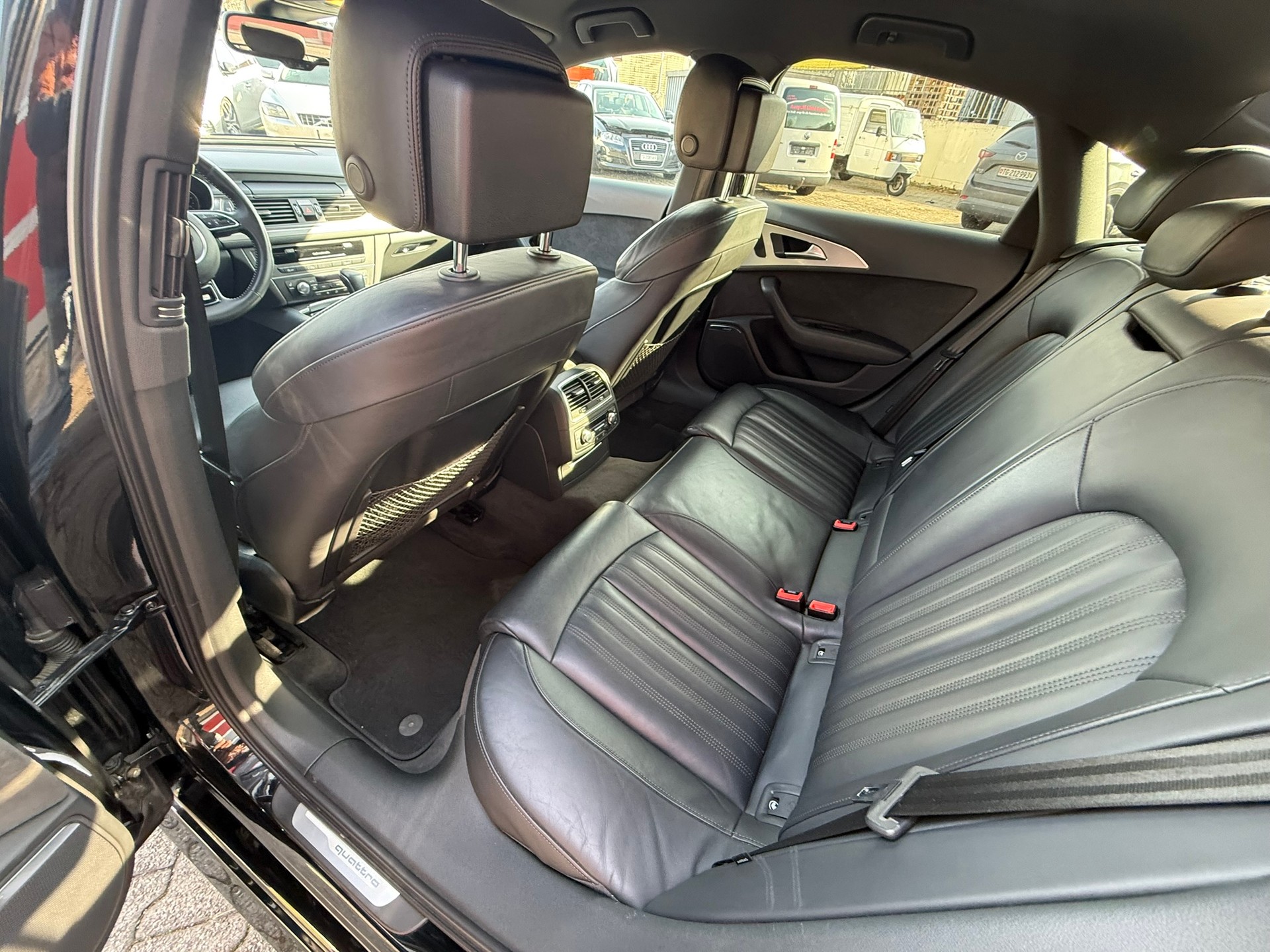 AUDI A6 Limousine 3.0 BiTDI V6 quattro competition tiptronic-image-8