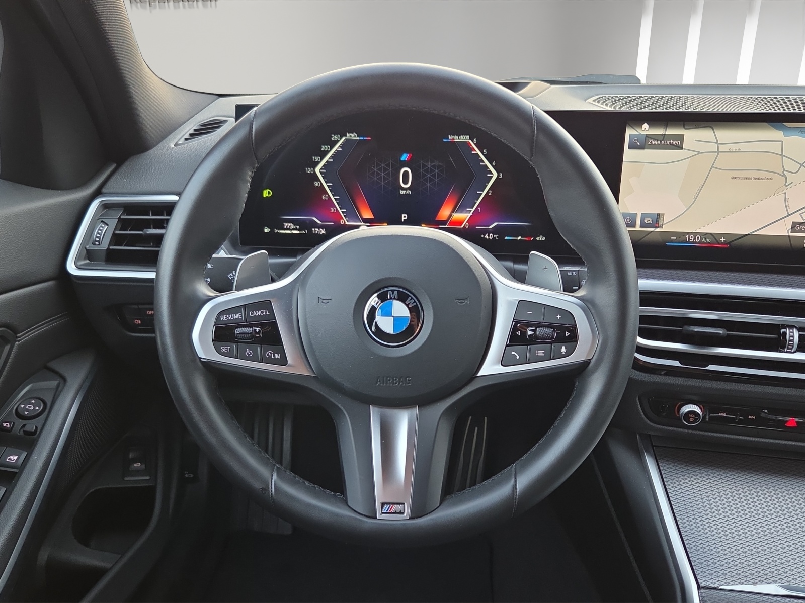 BMW 330d xDrive 48V Touring Steptronic M Sport-image-7