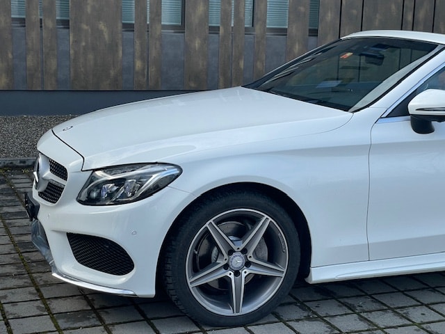 MERCEDES-BENZ C 200 Cabriolet AMG Line 4Matic 9G-Tronic-image-5