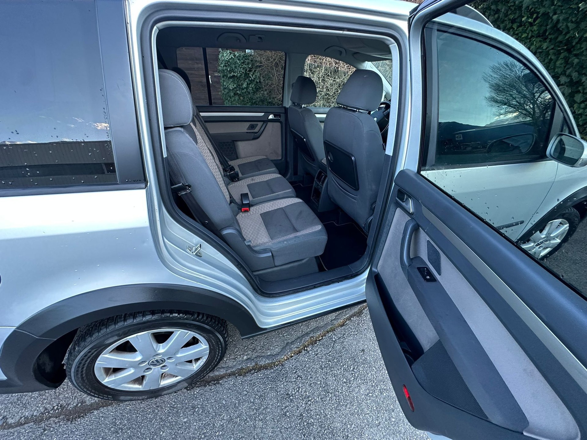 VW CrossTouran 1.4 TSI DSG-image-6