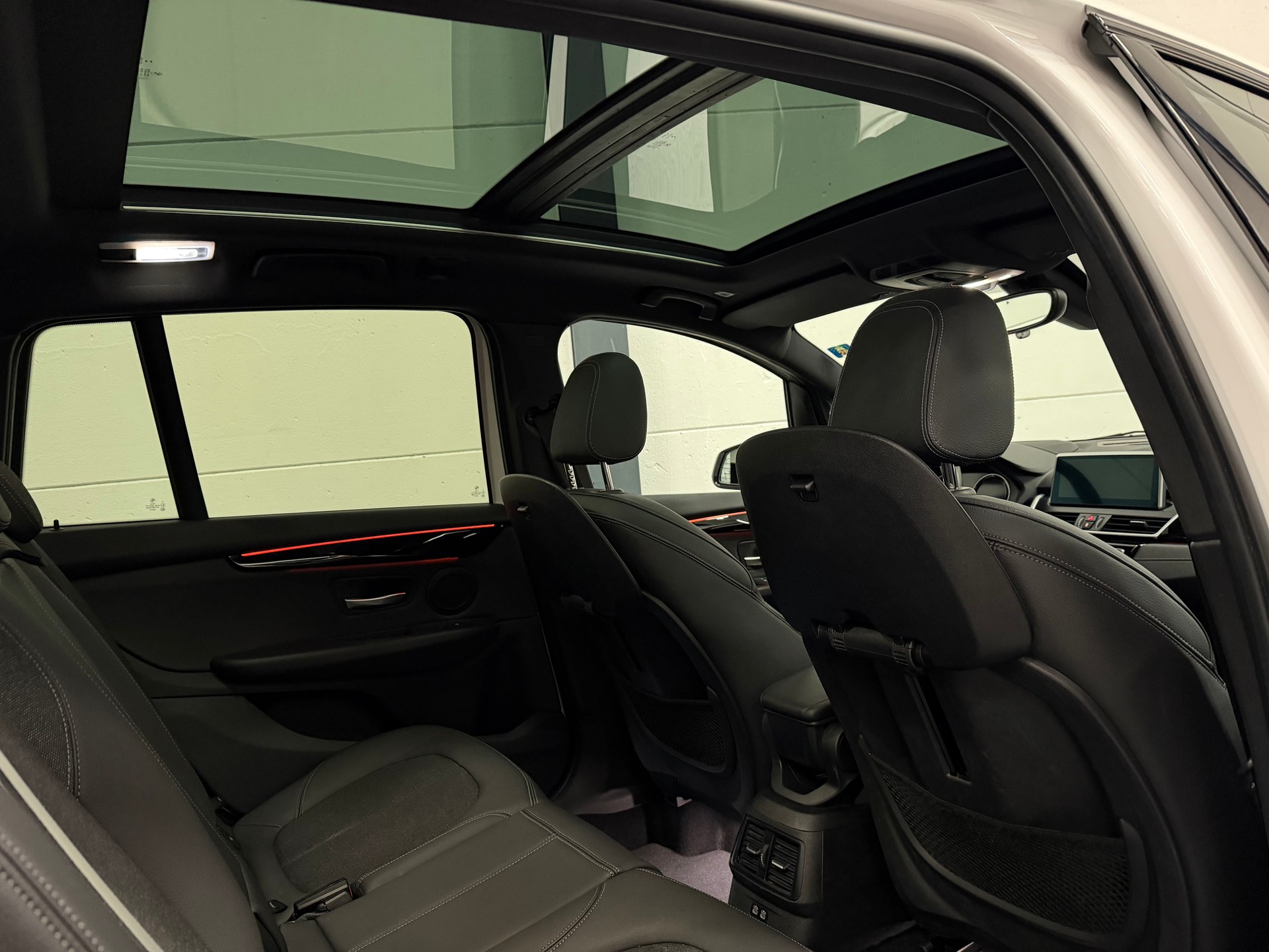 BMW 220d xDrive Gran Tourer Steptronic Travel Edition-image-21