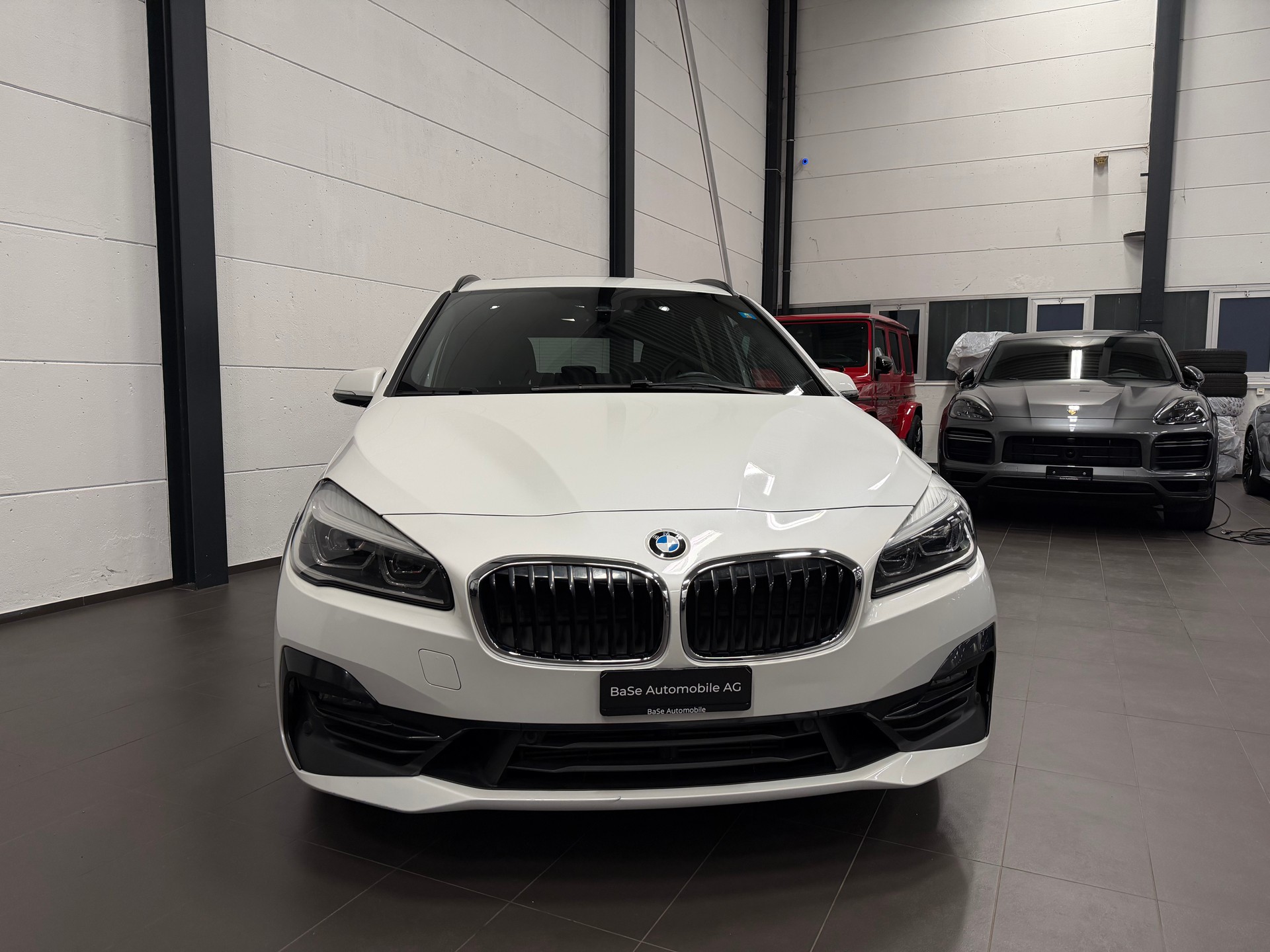 BMW 220d xDrive Gran Tourer Steptronic Travel Edition-image-6