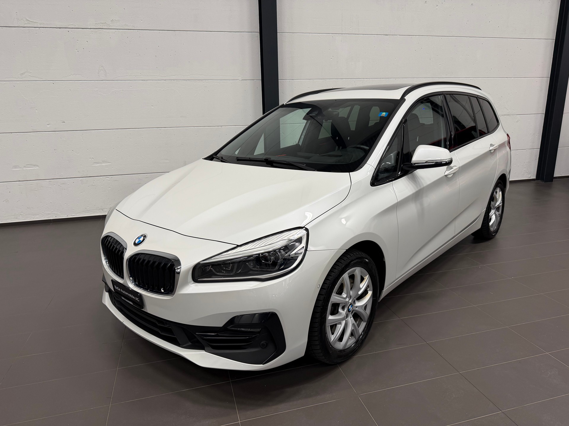 BMW 220d xDrive Gran Tourer Steptronic Travel Edition-image-0