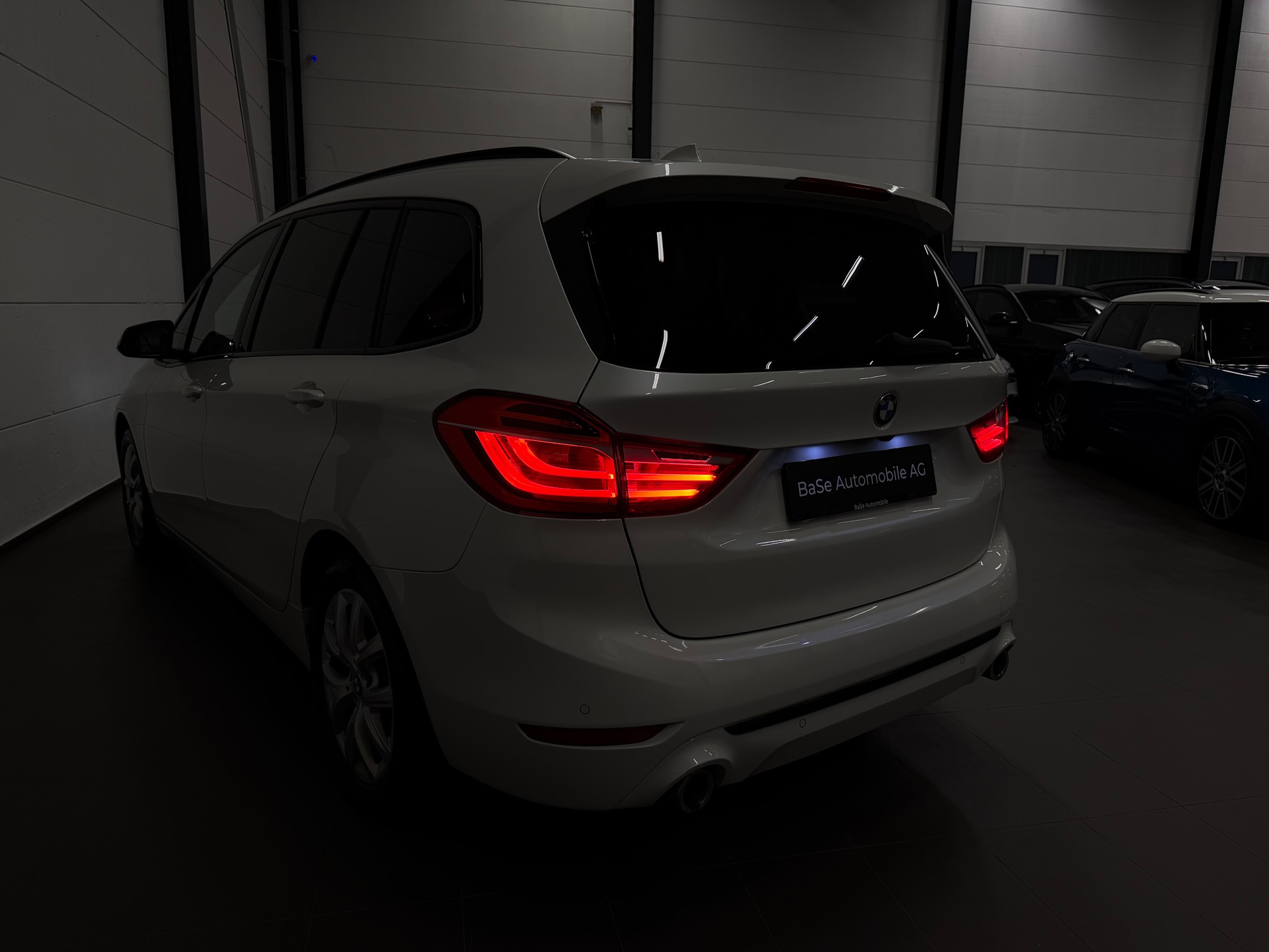 BMW 220d xDrive Gran Tourer Steptronic Travel Edition-image-15