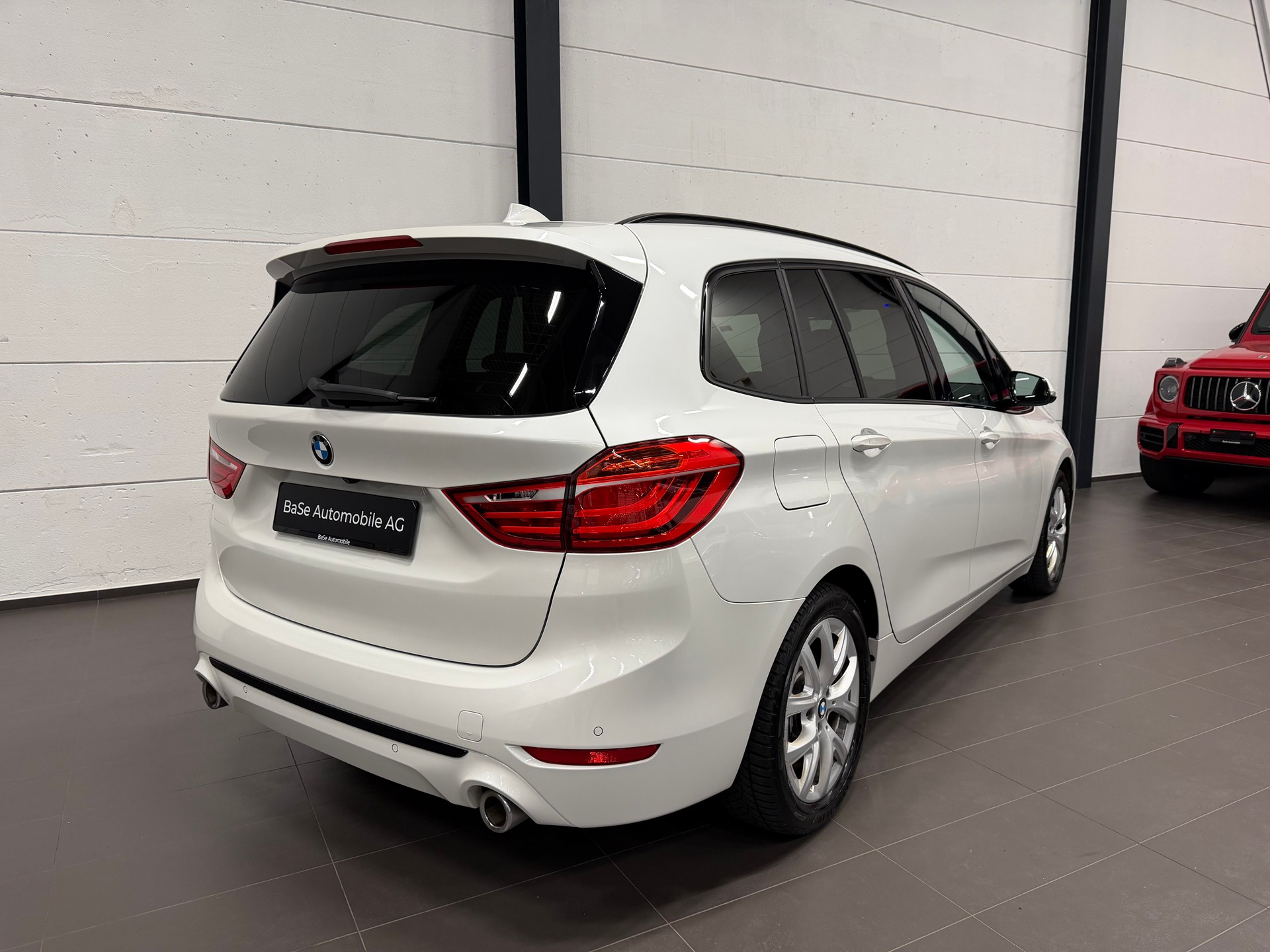 BMW 220d xDrive Gran Tourer Steptronic Travel Edition-image-12