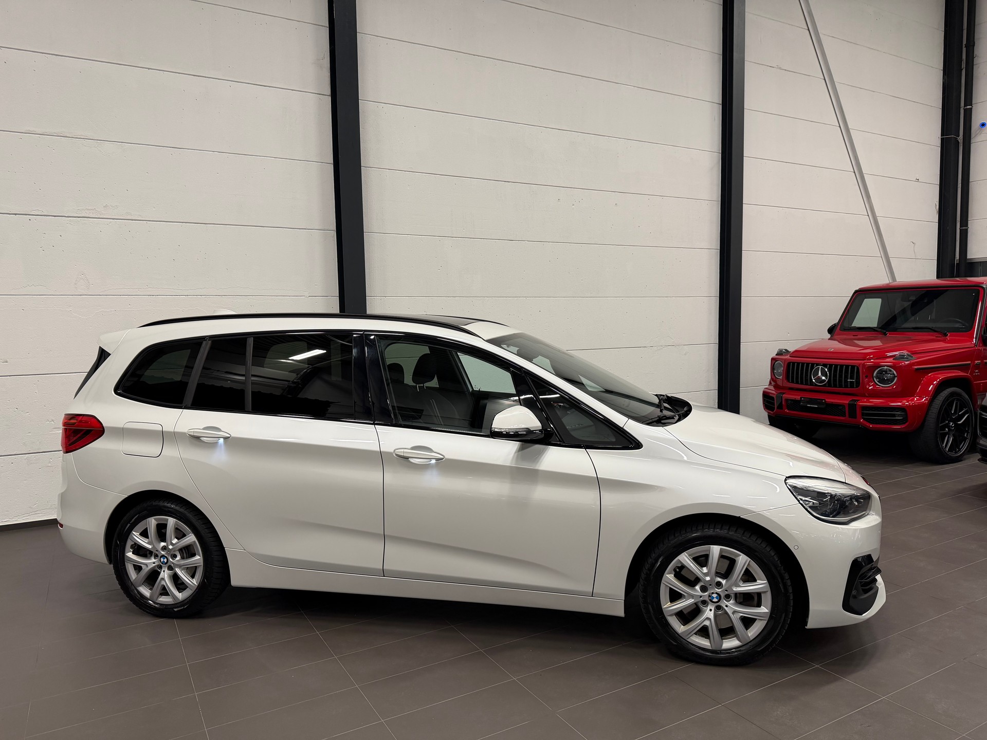 BMW 220d xDrive Gran Tourer Steptronic Travel Edition-image-3