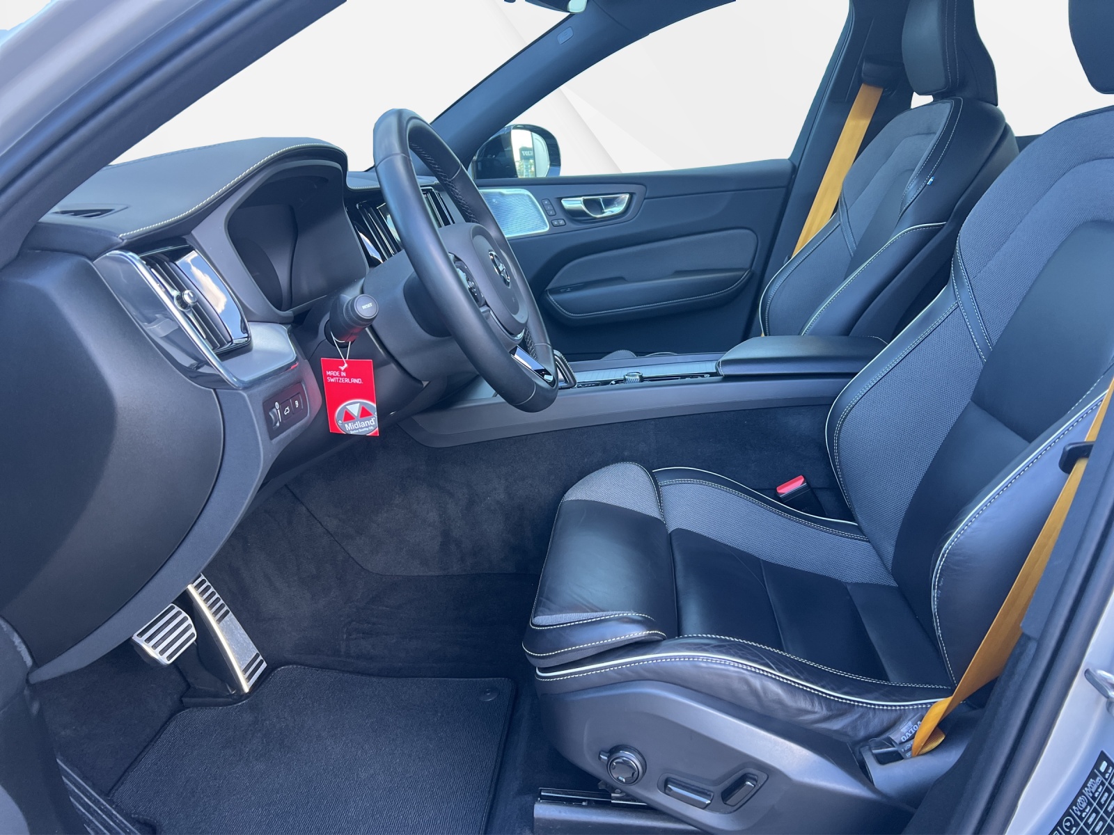 VOLVO XC60 2.0 T8 TE Polestar eAWD-image-9