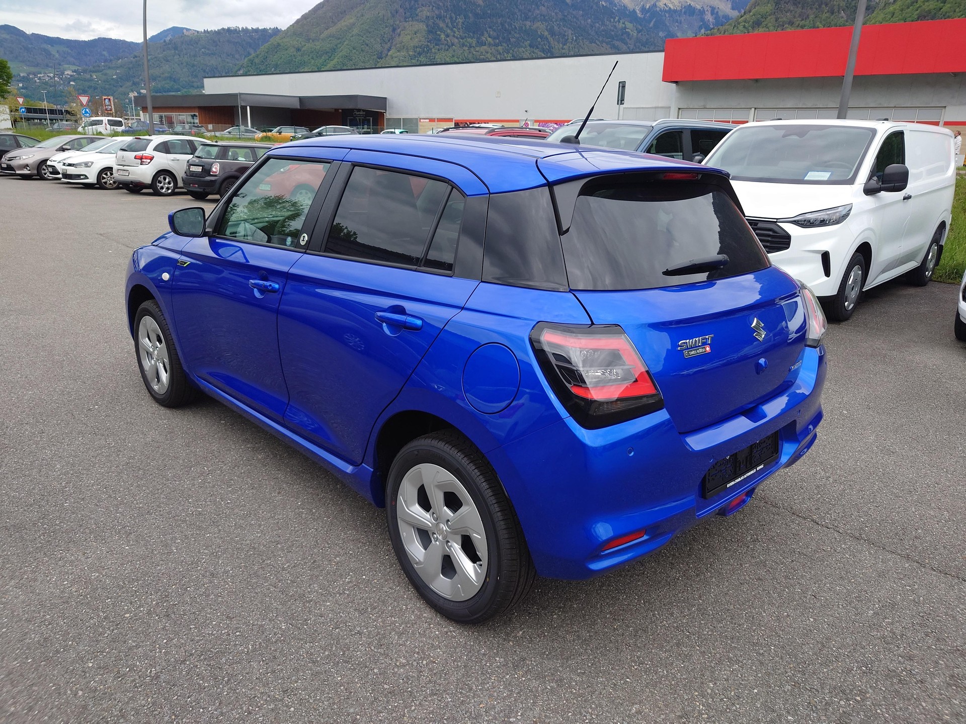 SUZUKI Swift 1.2 1st Edition Hybrid 4x4-showroom-element-2