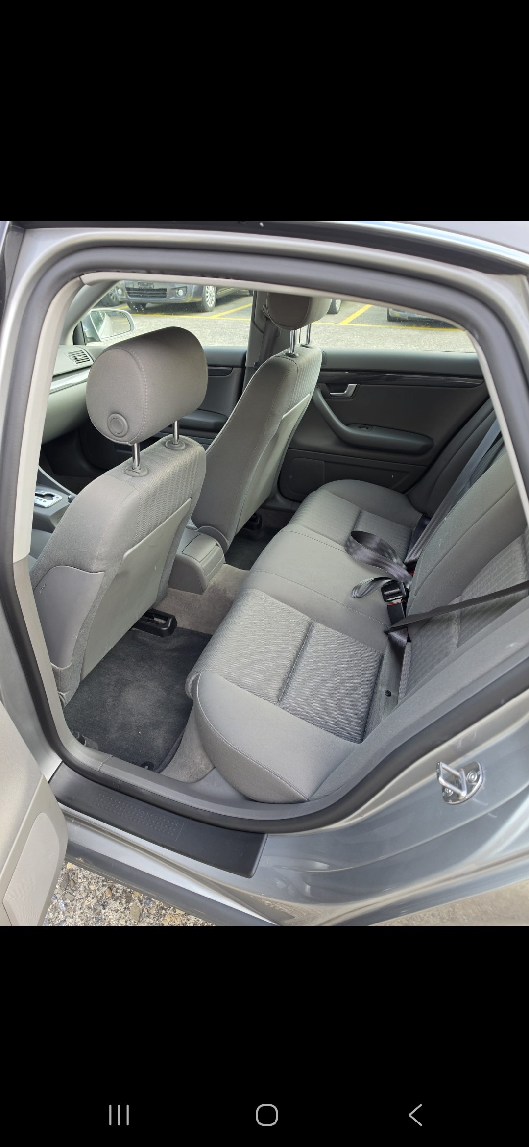 AUDI A4 2.0-image-5