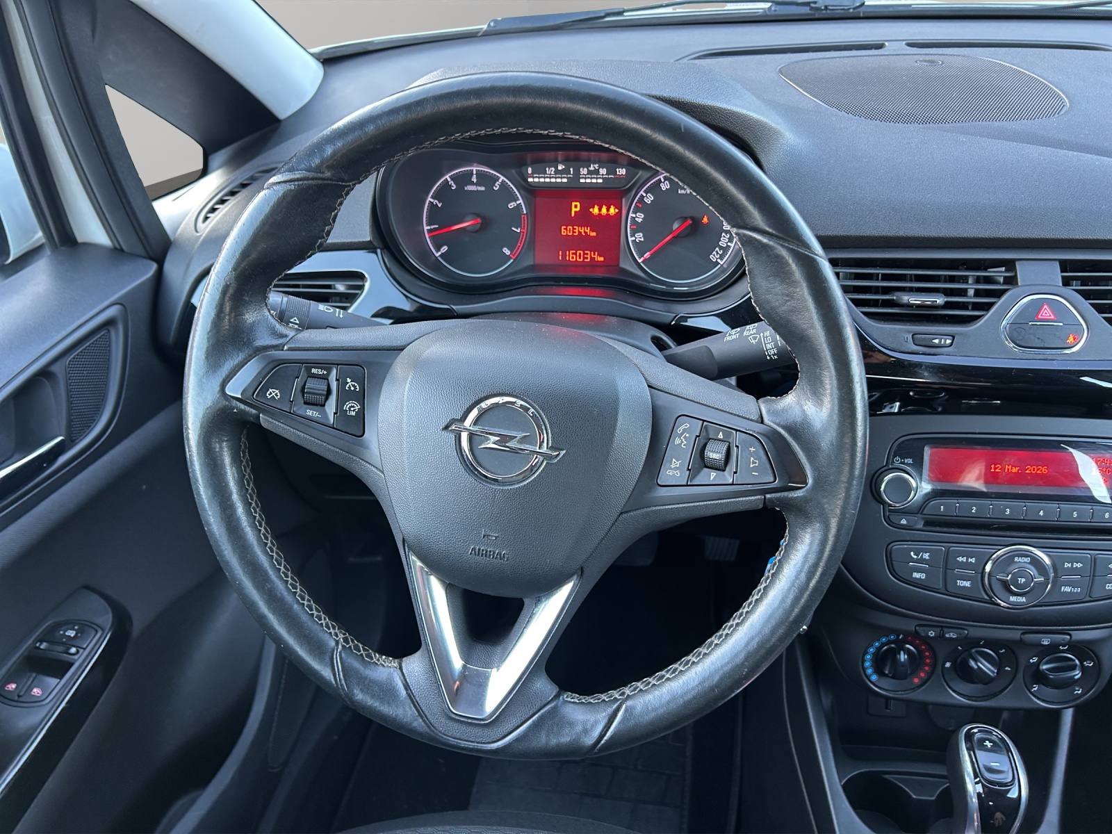 OPEL Corsa 1.4 TP Cosmo Automatic-image-18