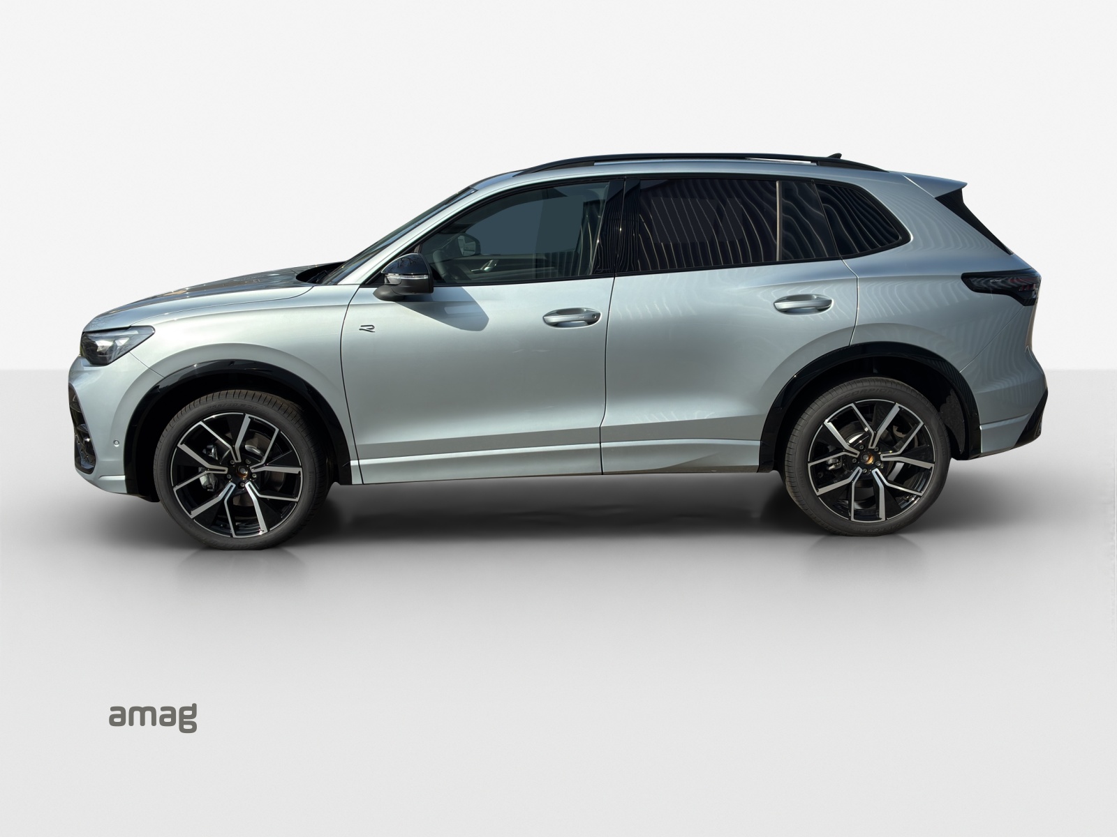 VW Tiguan 2.0 TDI SCR R-Line 4Motion DSG-image-1