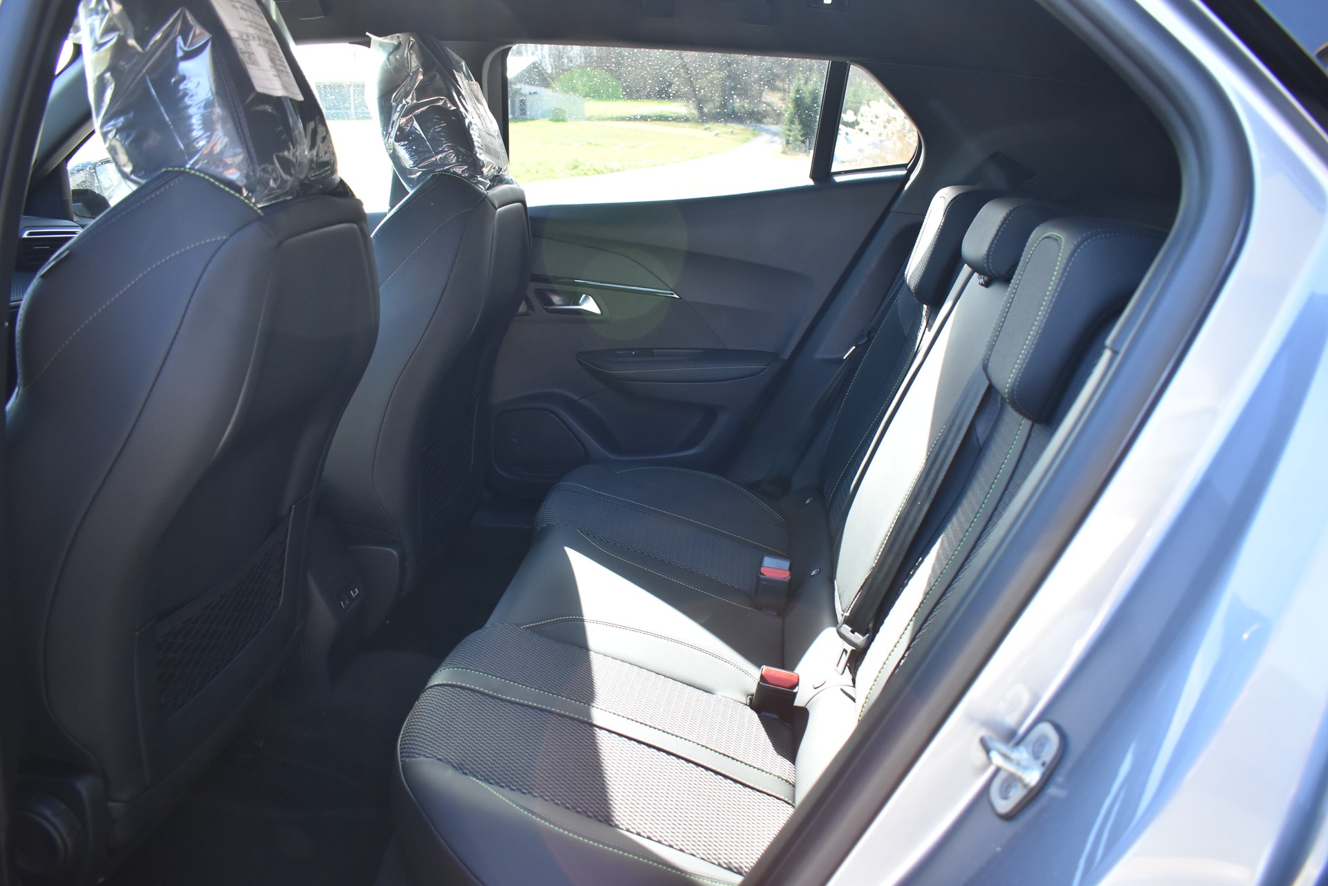 PEUGEOT 2008 156 e 54 kWh GT-image-9