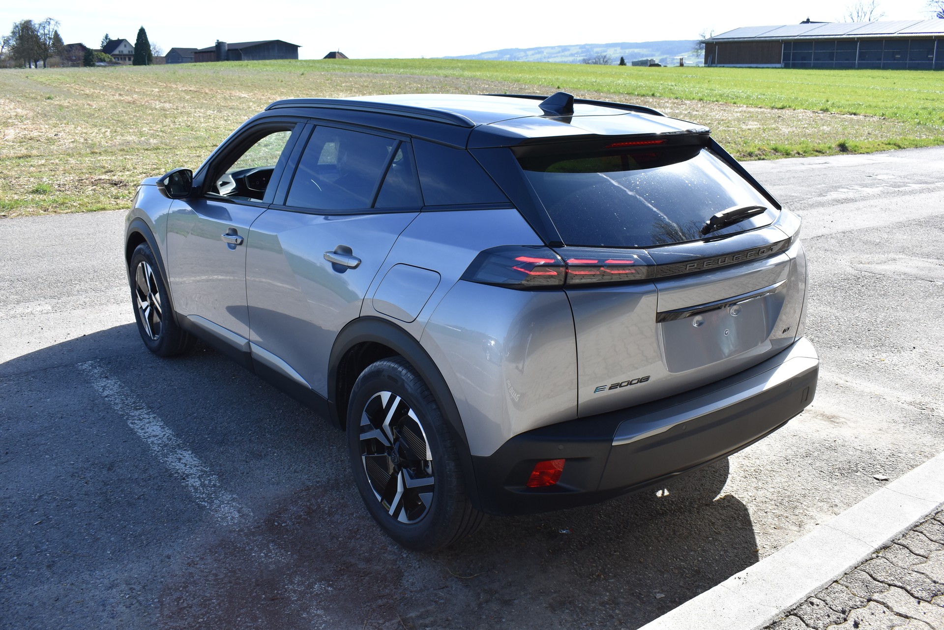 PEUGEOT 2008 156 e 54 kWh GT-image-7