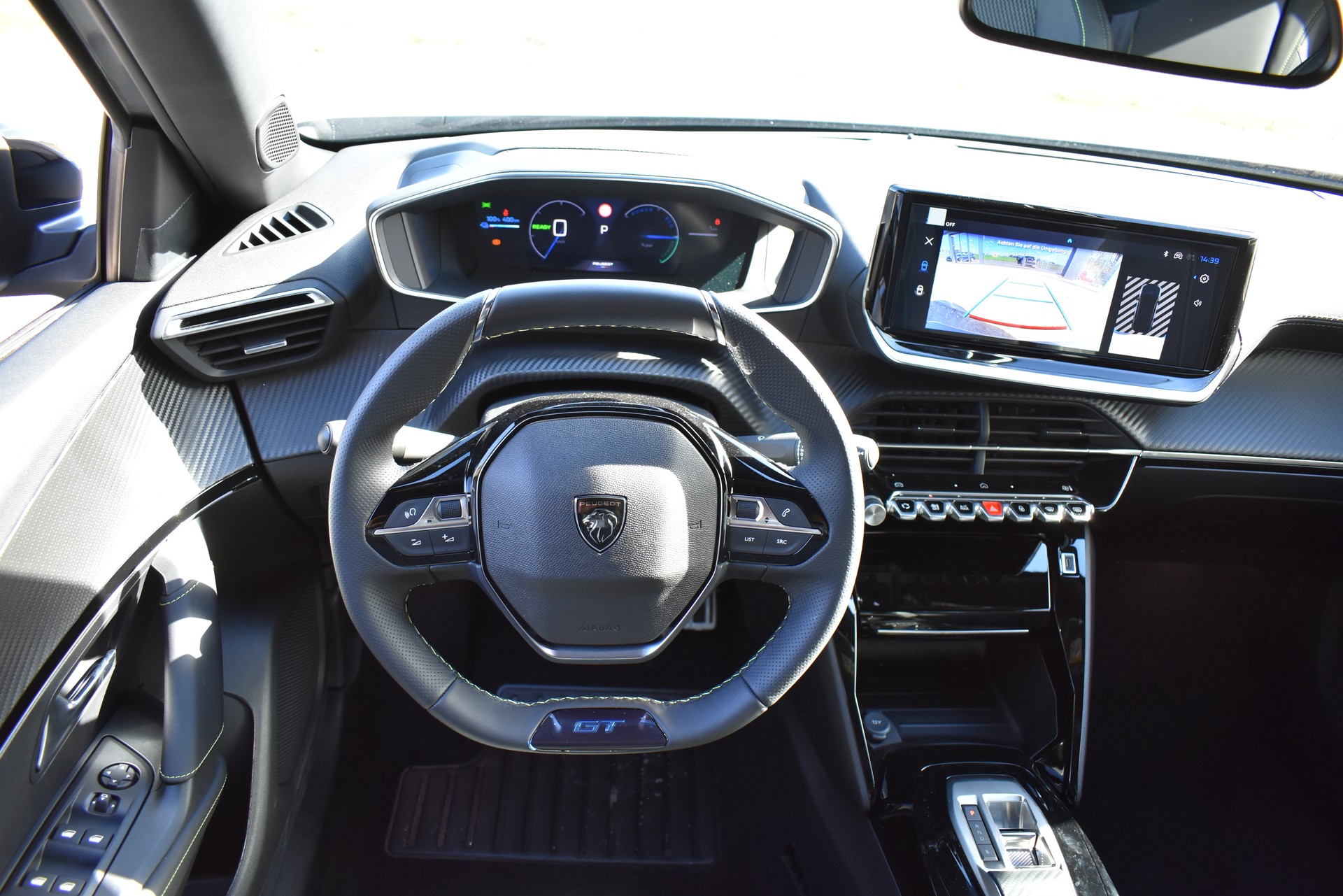 PEUGEOT 2008 156 e 54 kWh GT-image-10