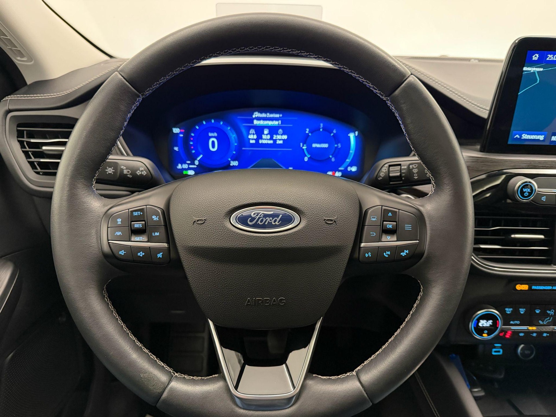 FORD Kuga 2.0 EcoBlue Vignale 4x4-image-20
