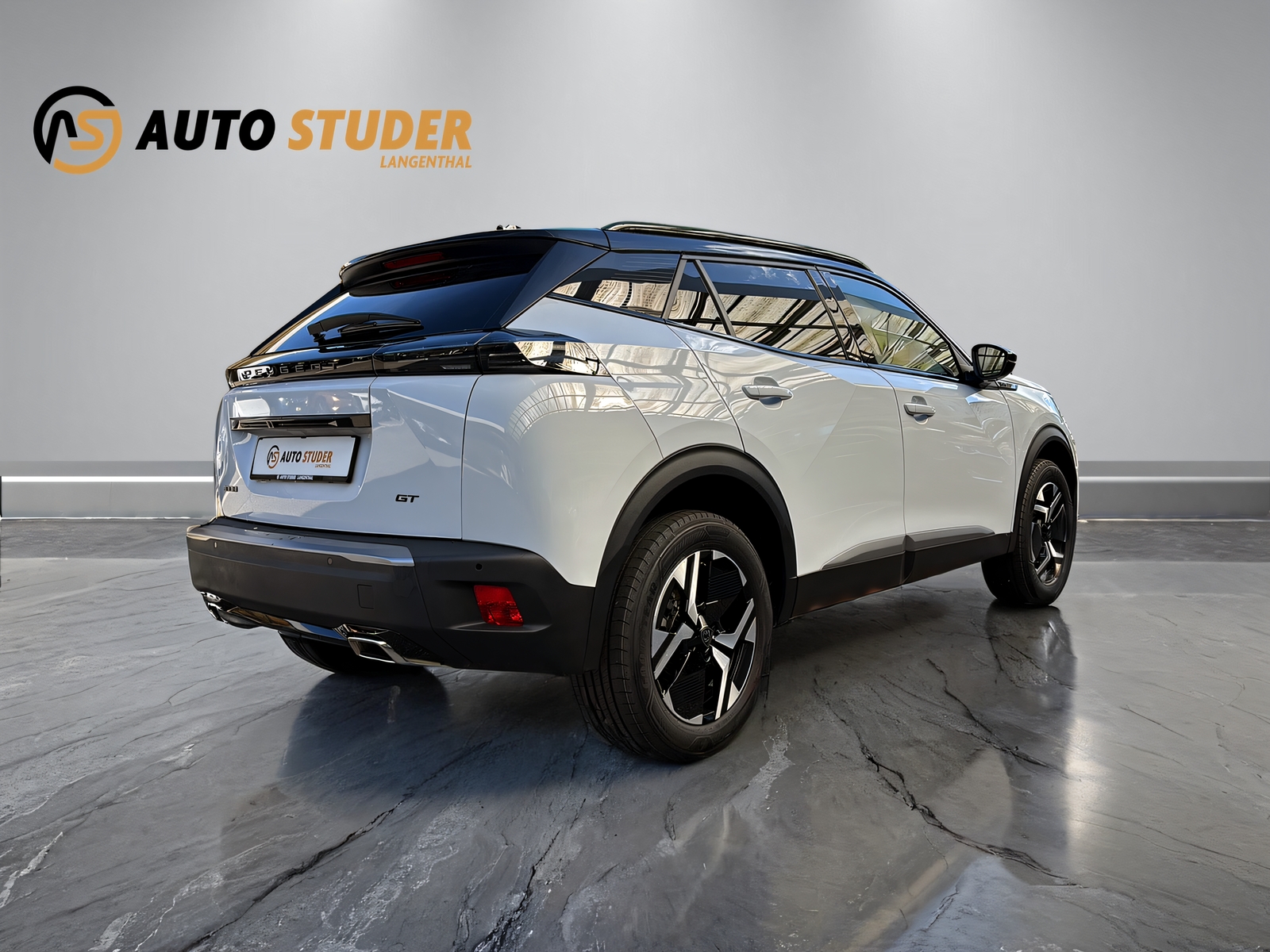 PEUGEOT 2008 1.2 PureTech 130 GT-image-4