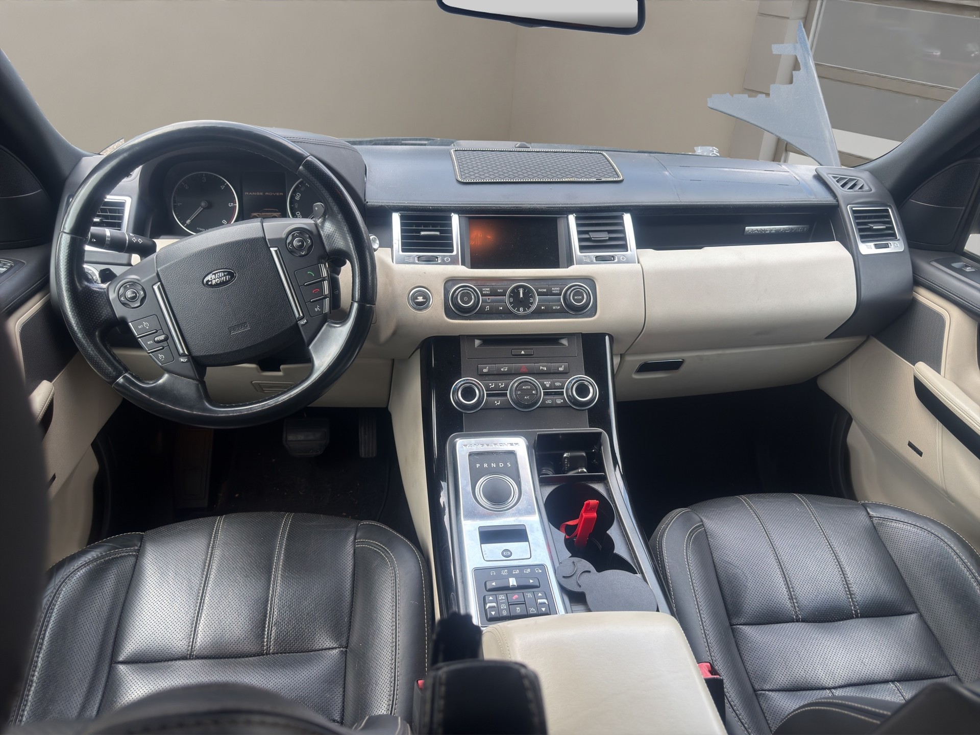LAND ROVER Range Rover Sport 3.0 TDV6 SE Automatic-image-10